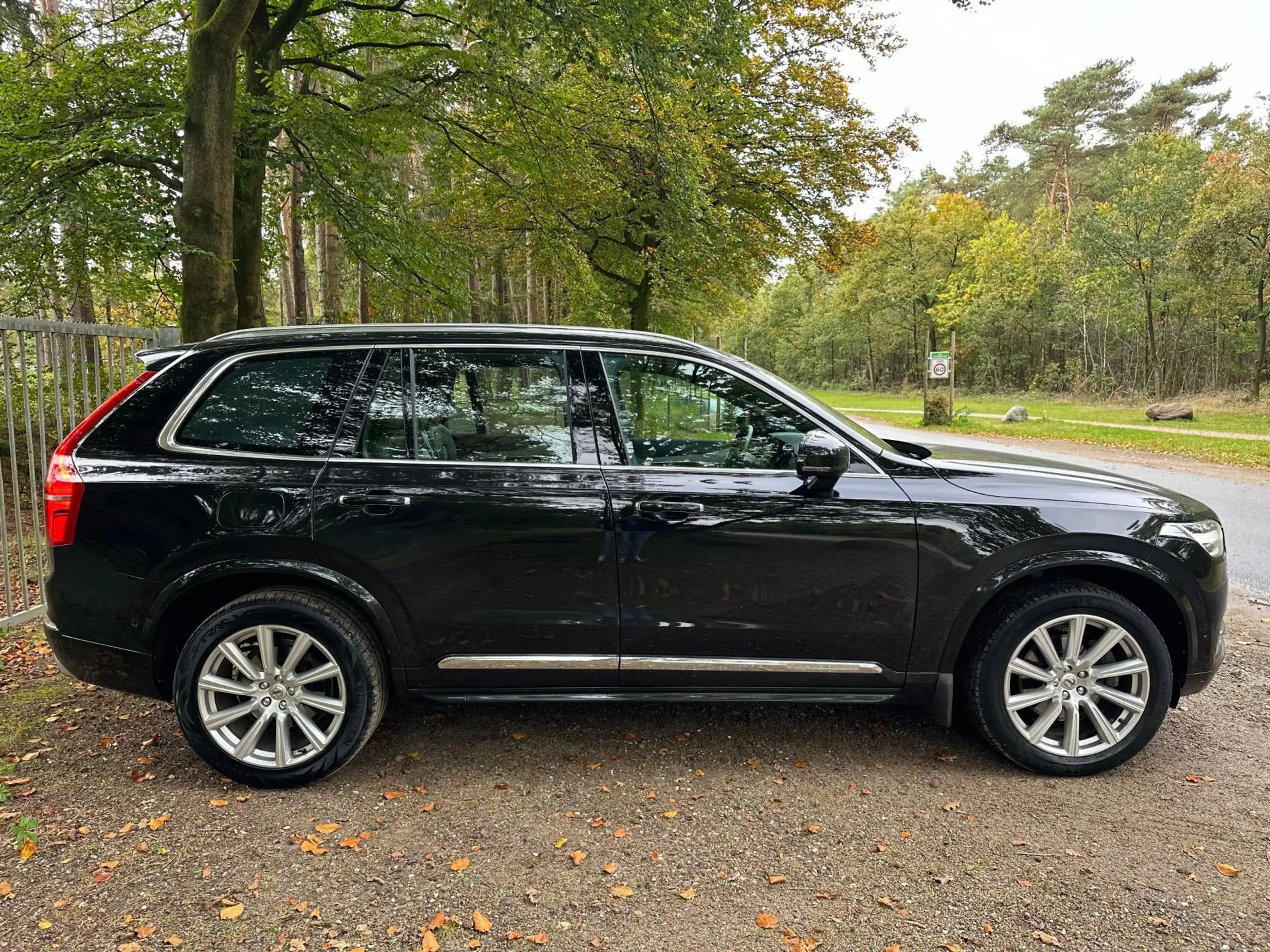 Volvo - XC90