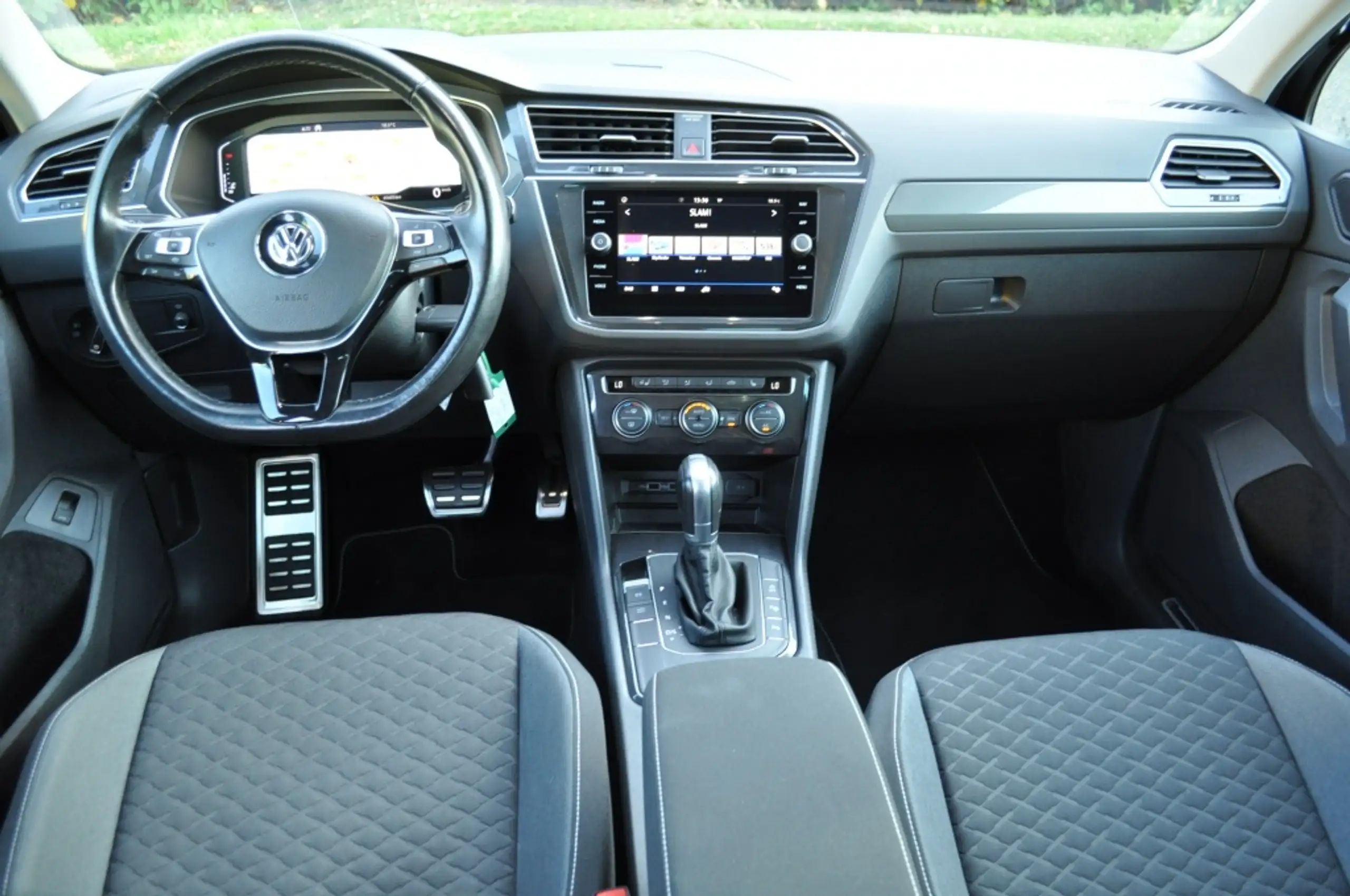 Volkswagen - Tiguan