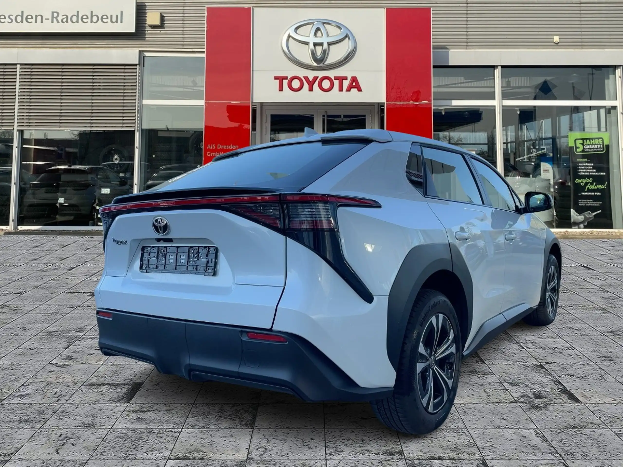 Toyota - bZ4X