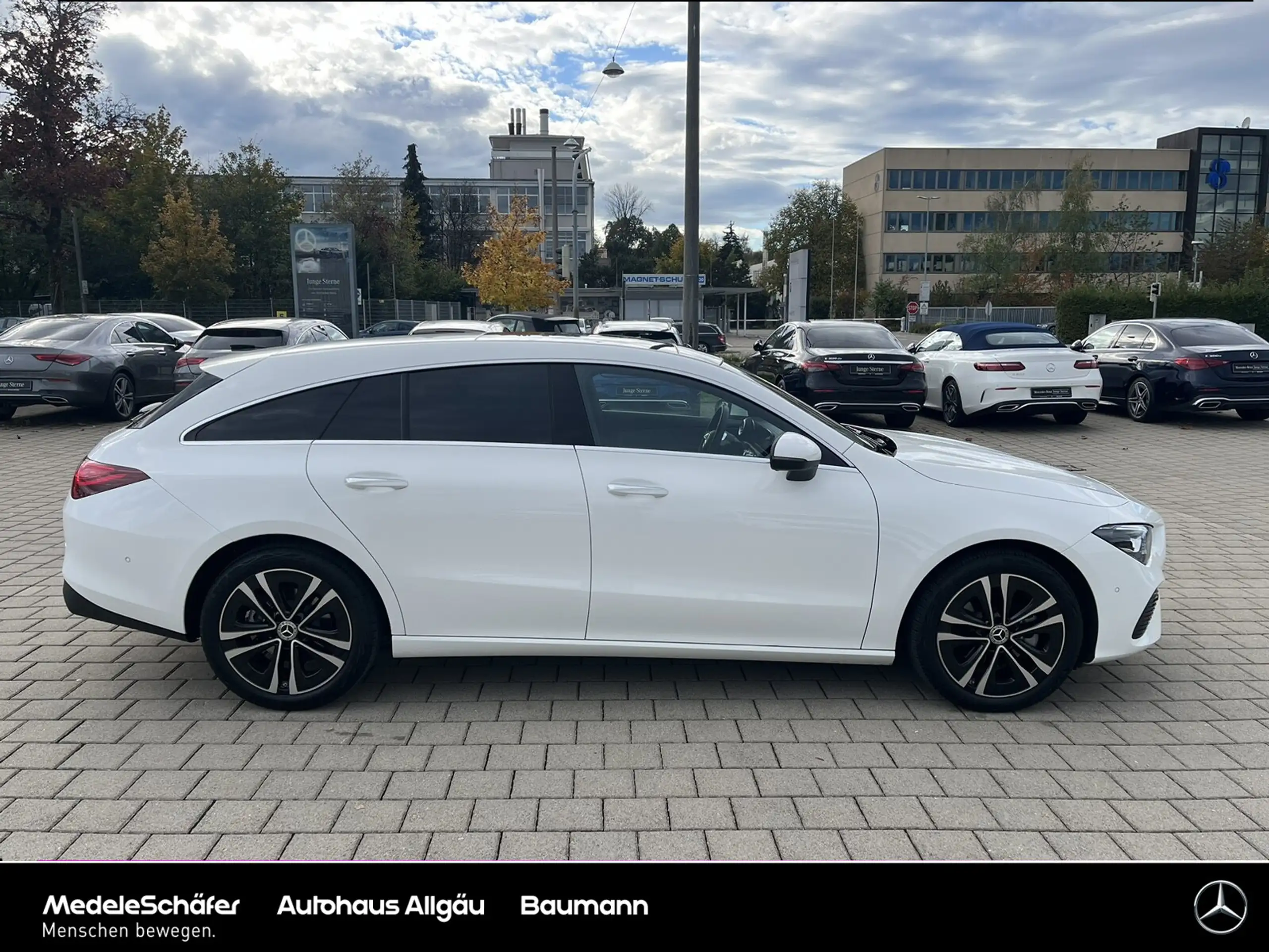 Mercedes-Benz - CLA 180