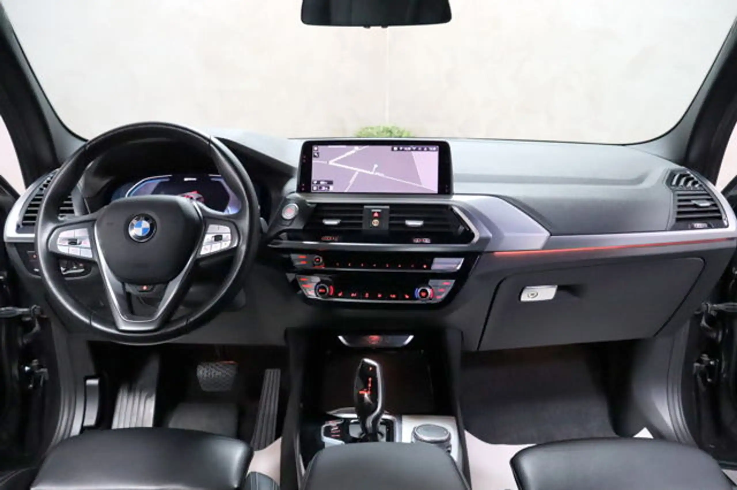 BMW - X3