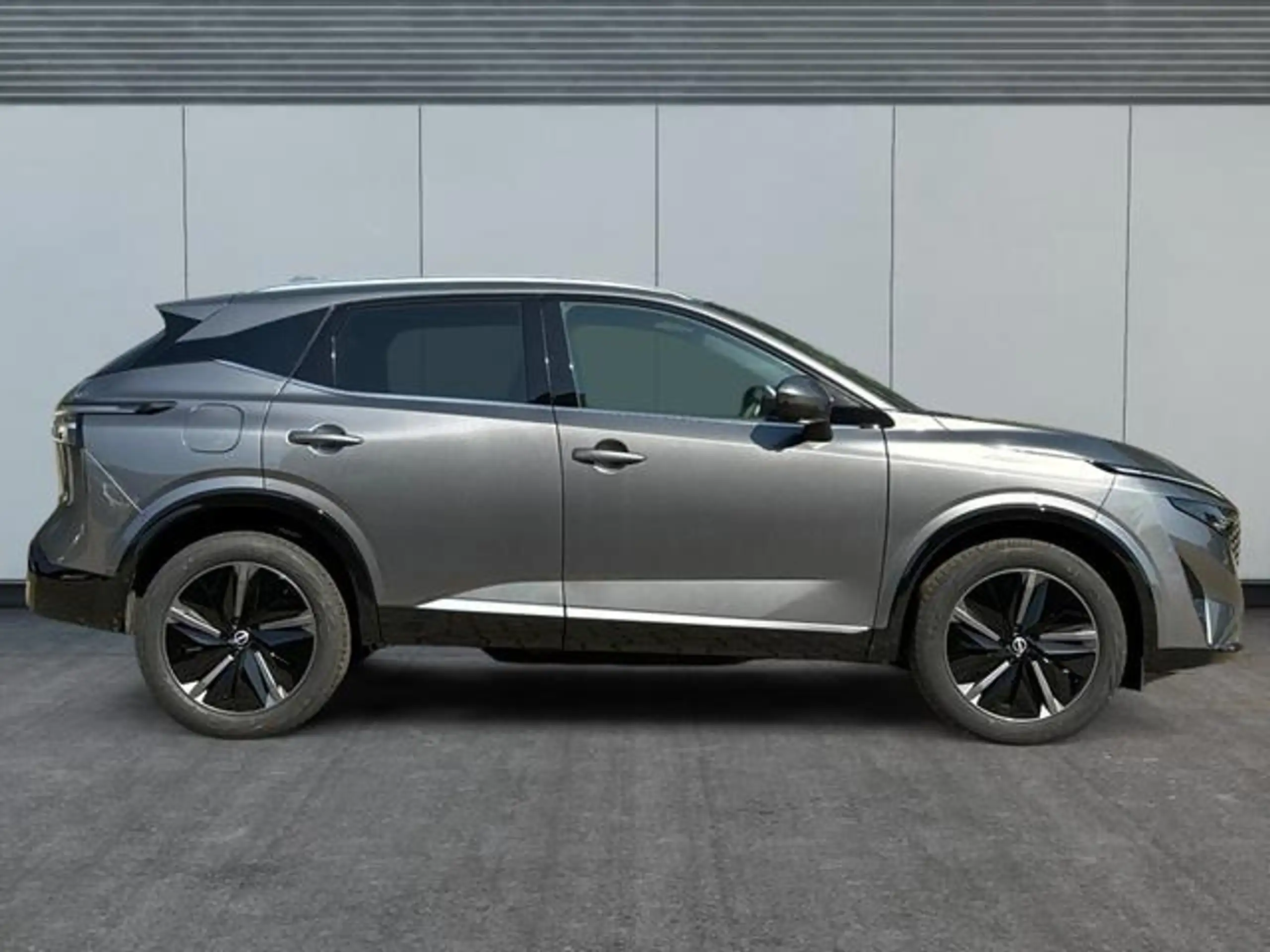 Nissan - Qashqai