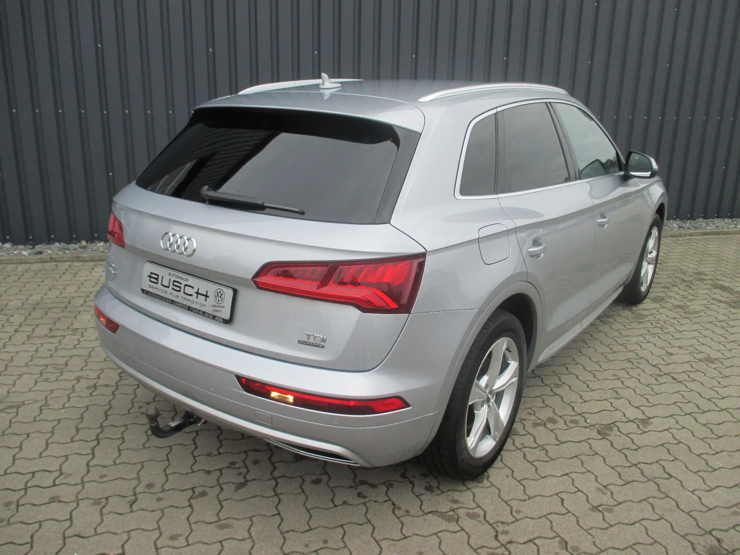 Audi - Q5