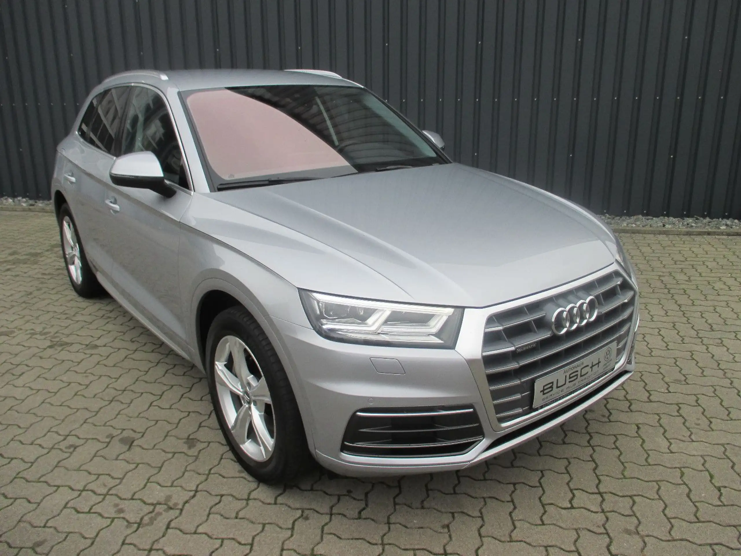 Audi - Q5