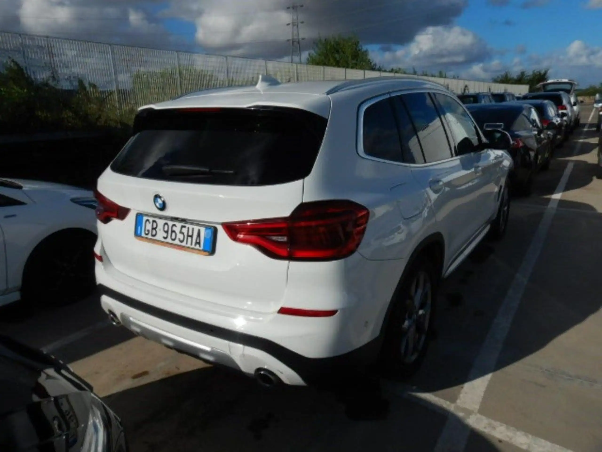 BMW - X3