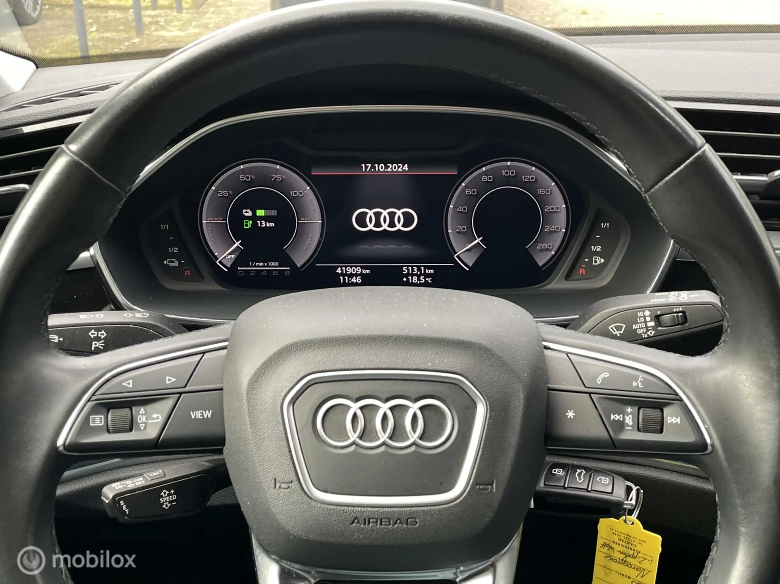 Audi - Q3