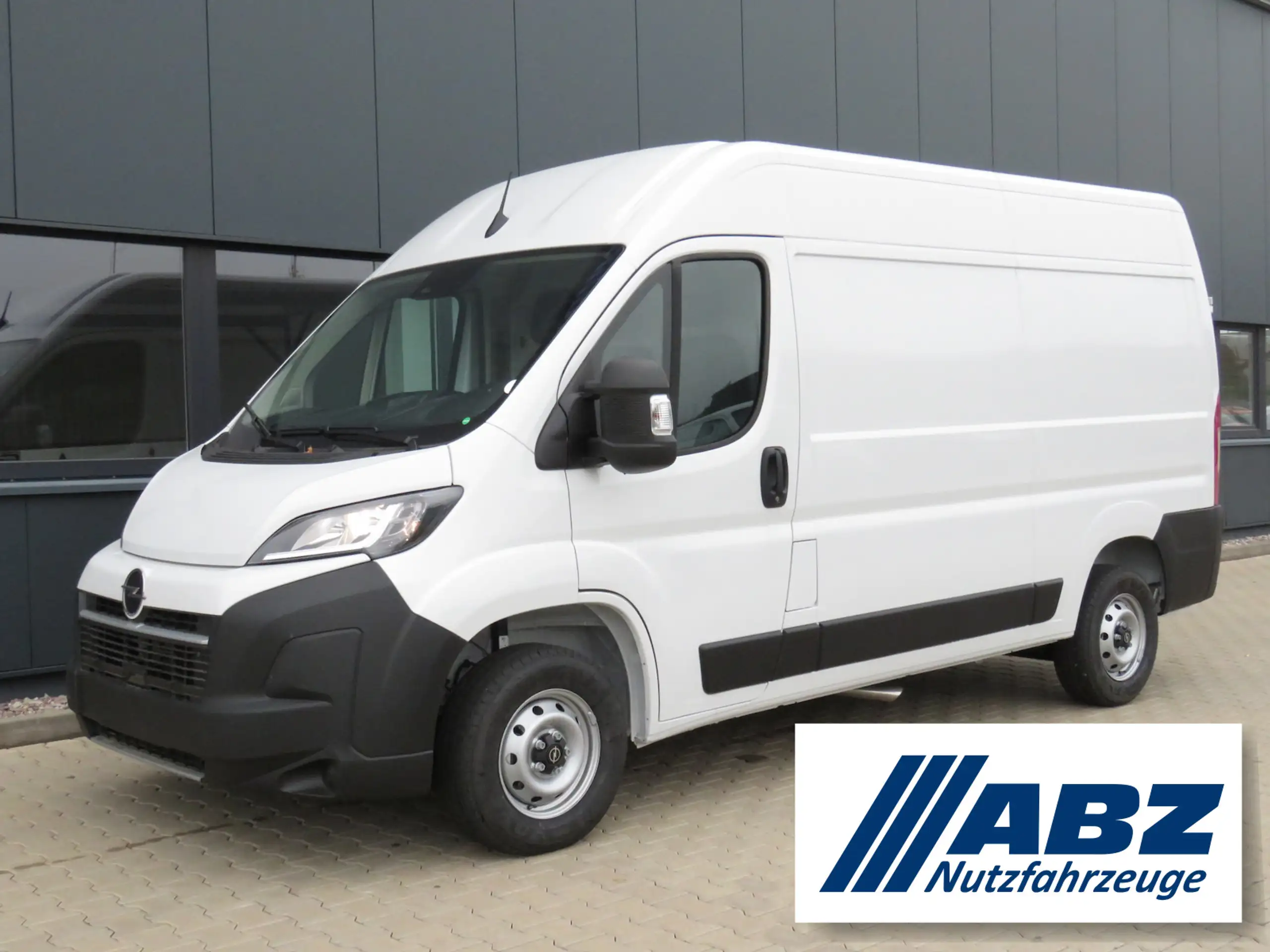 Opel Movano 2024