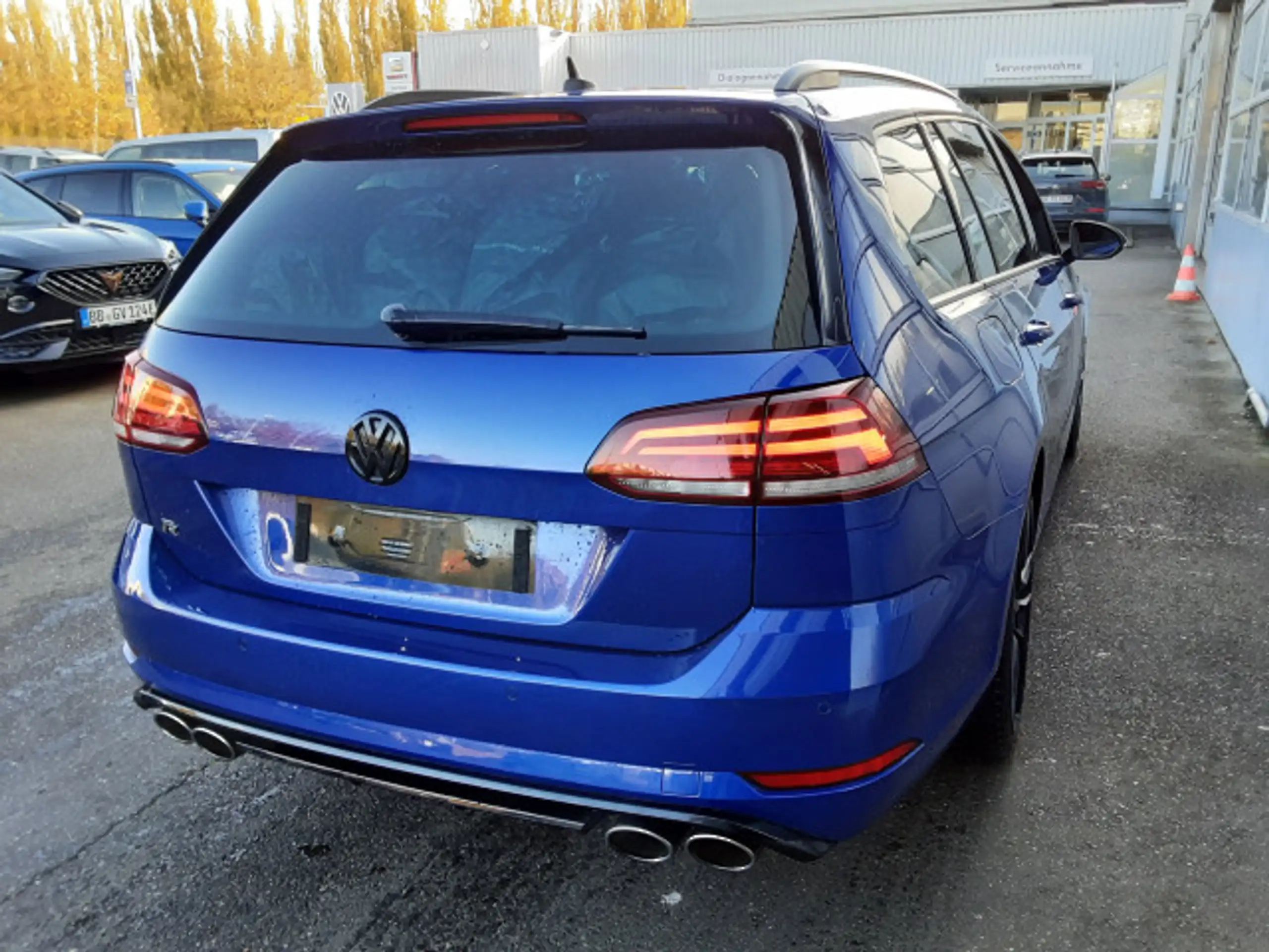 Volkswagen - Golf Variant