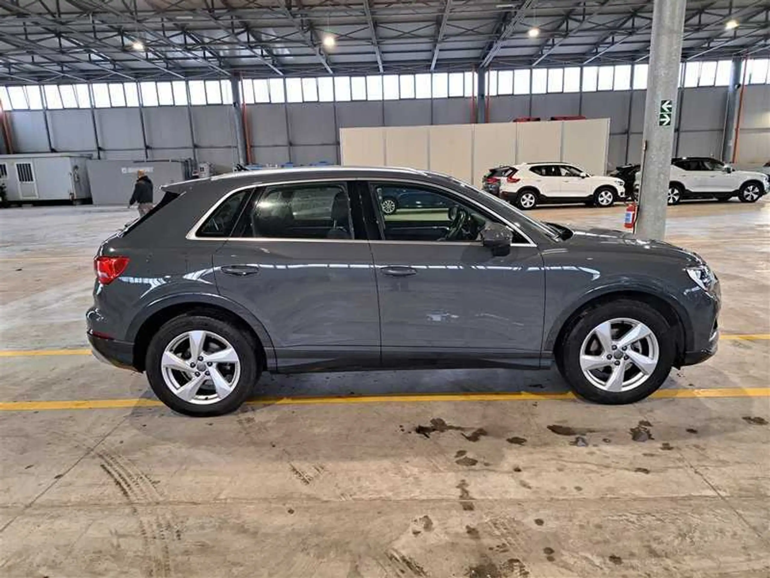 Audi - Q3