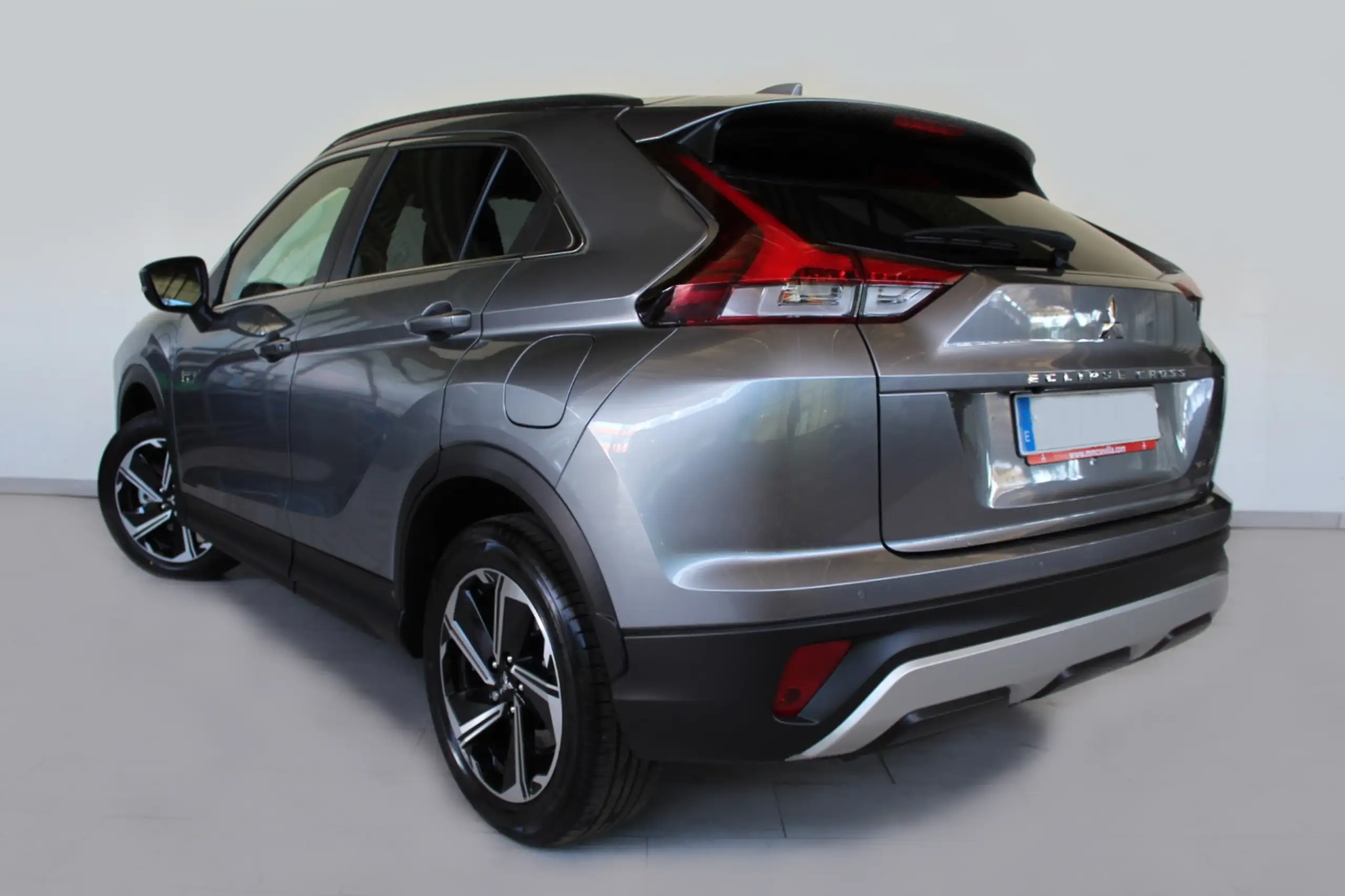 Mitsubishi - Eclipse Cross