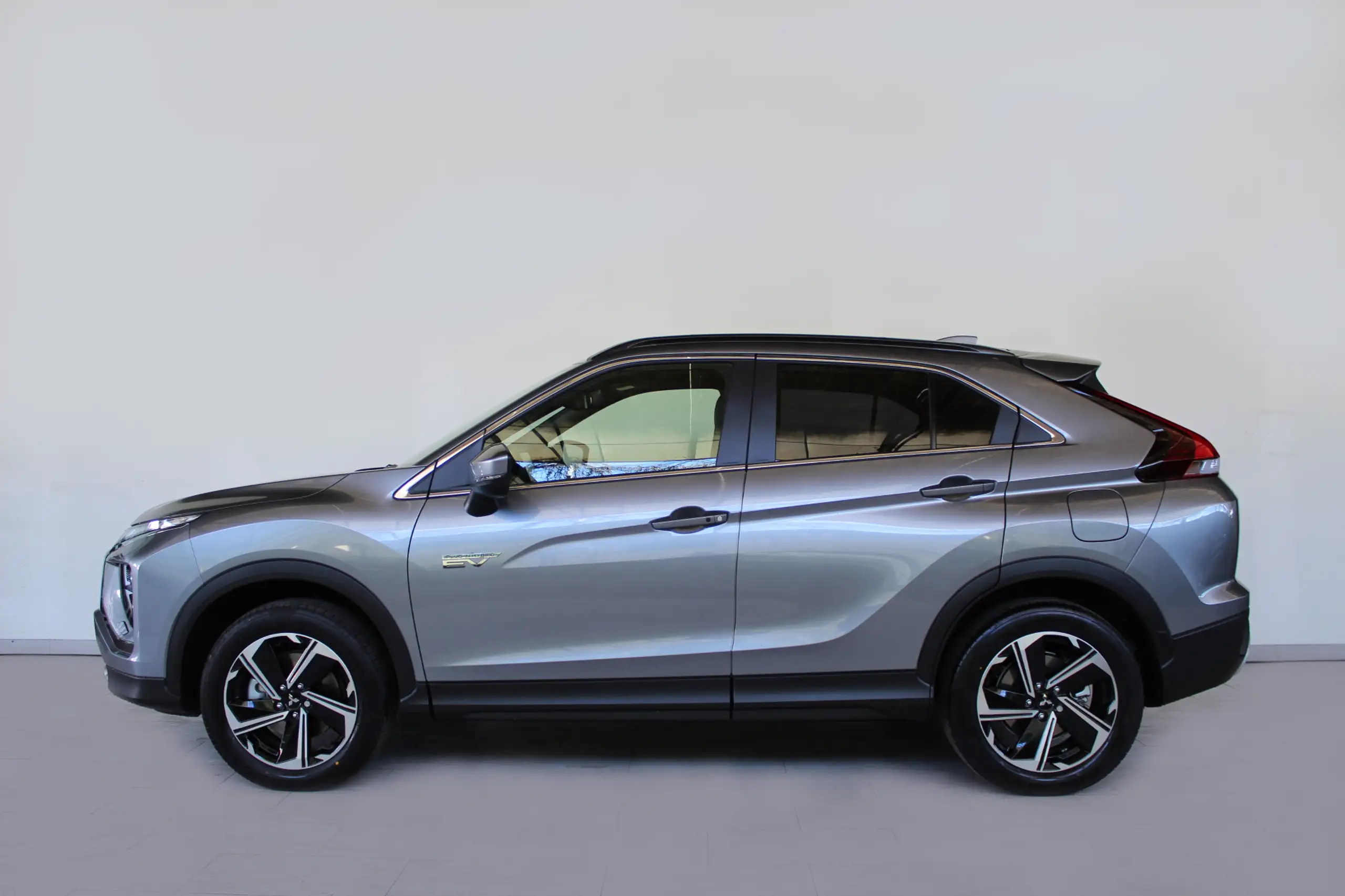 Mitsubishi - Eclipse Cross