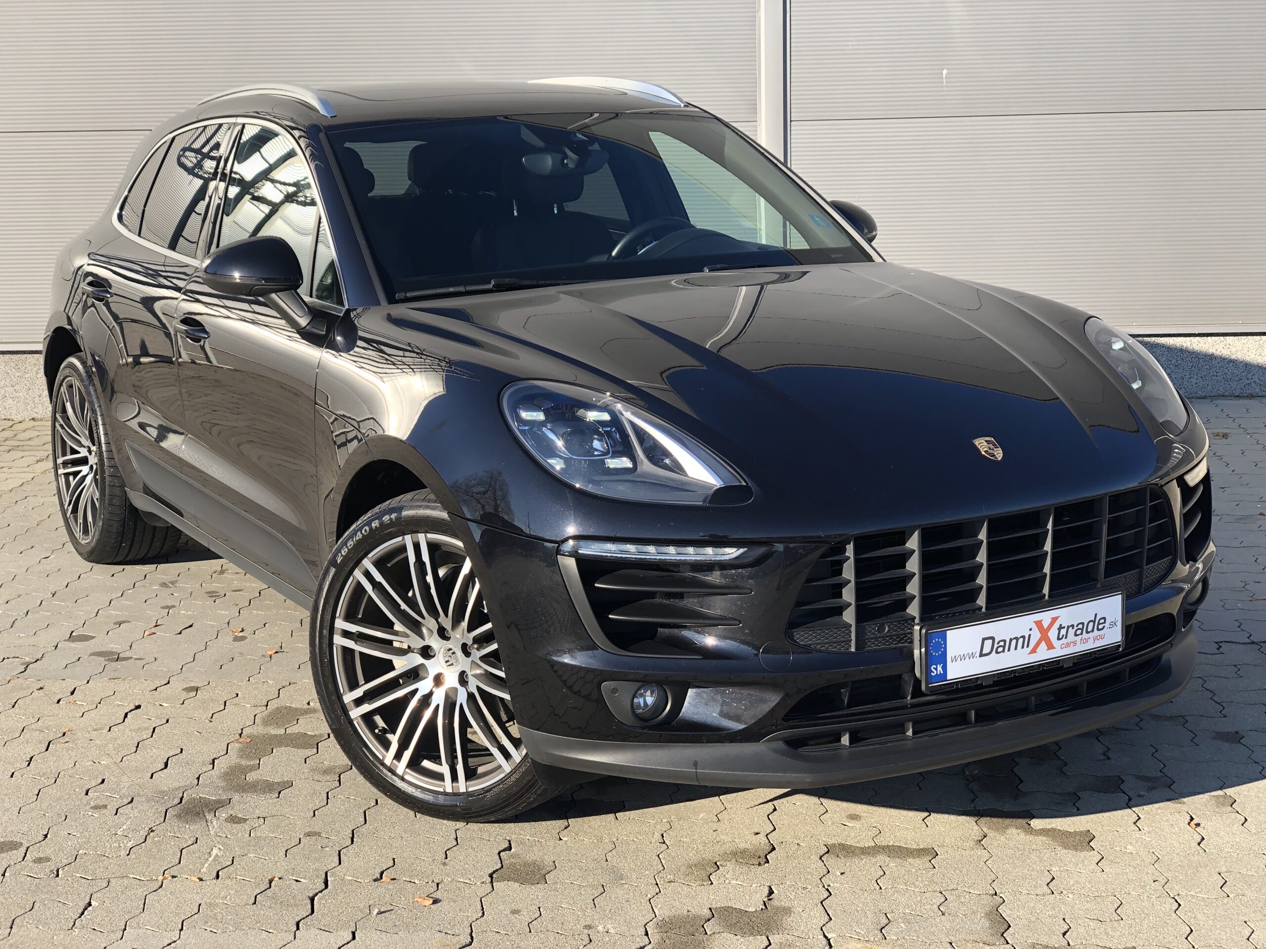 Porsche - Macan