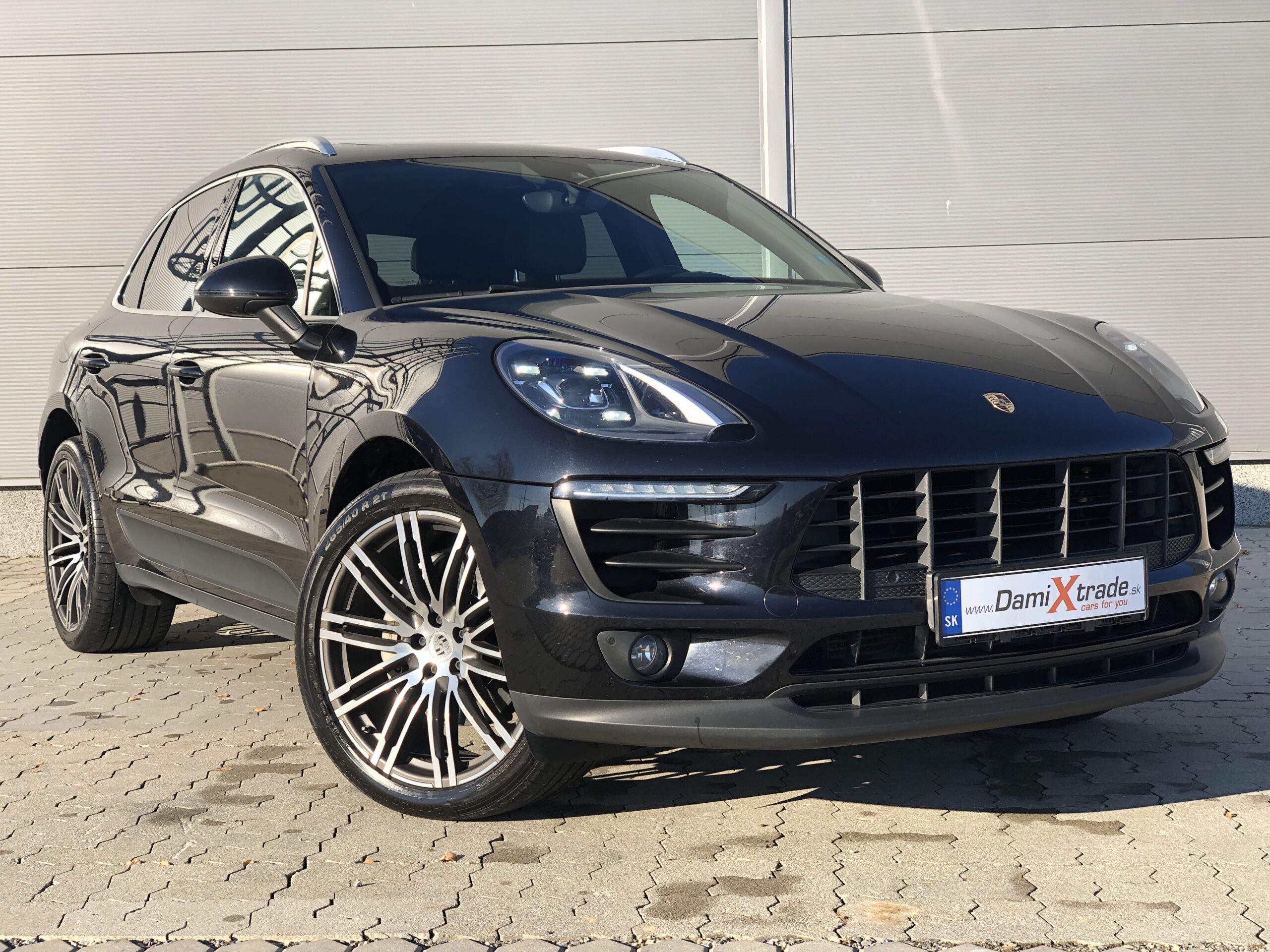 Porsche - Macan