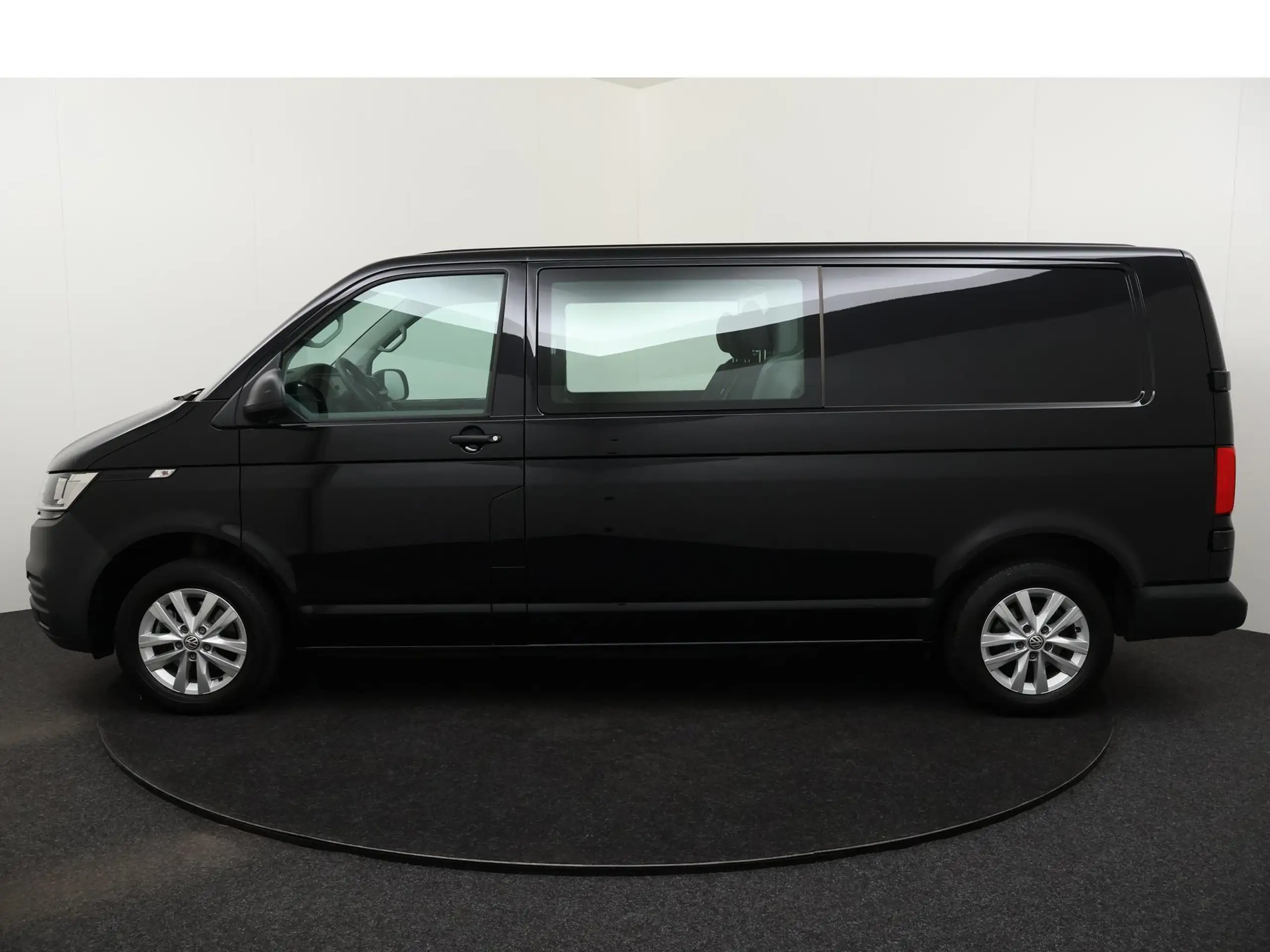 Volkswagen - T6.1 Transporter