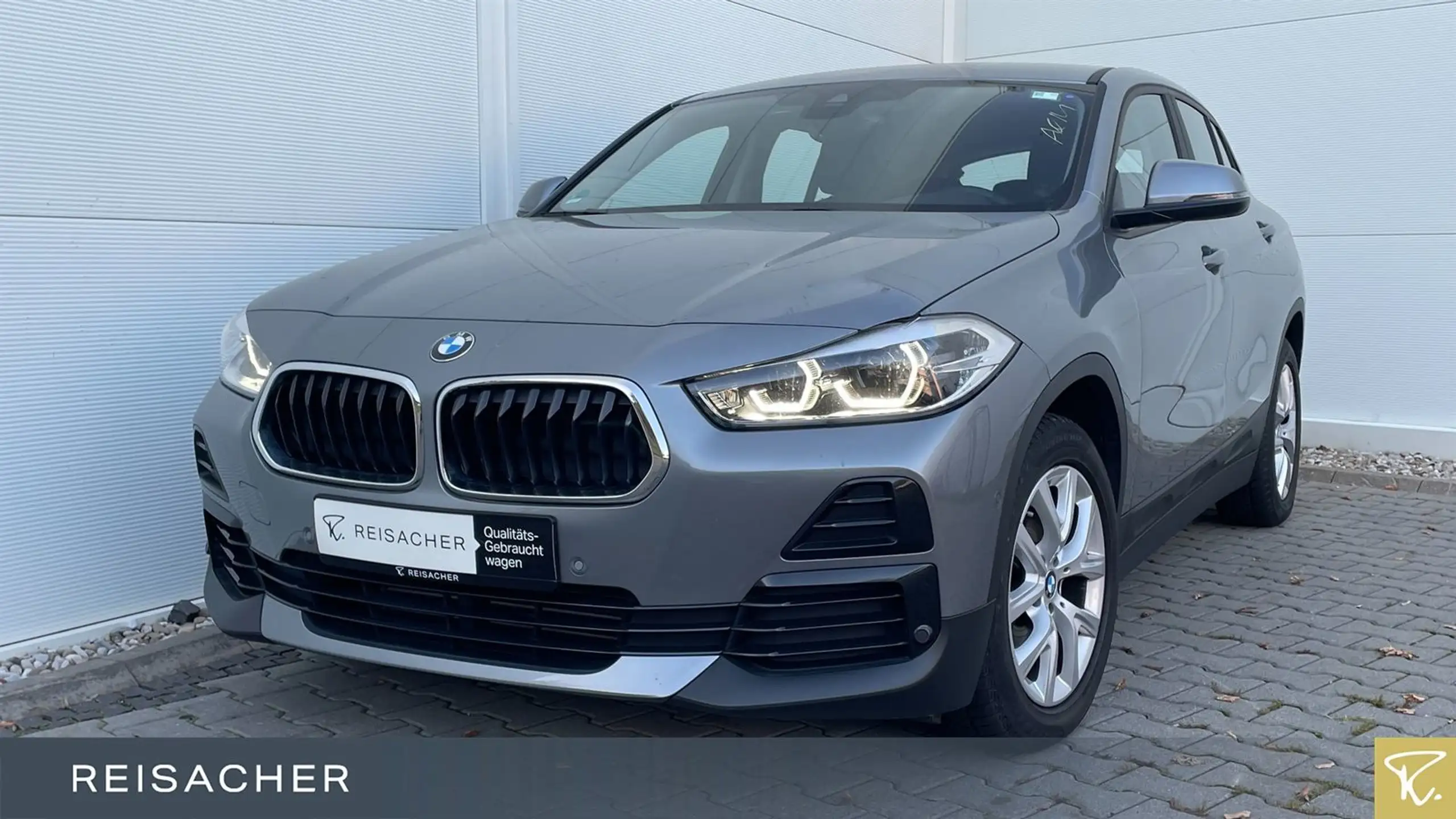 BMW - X2