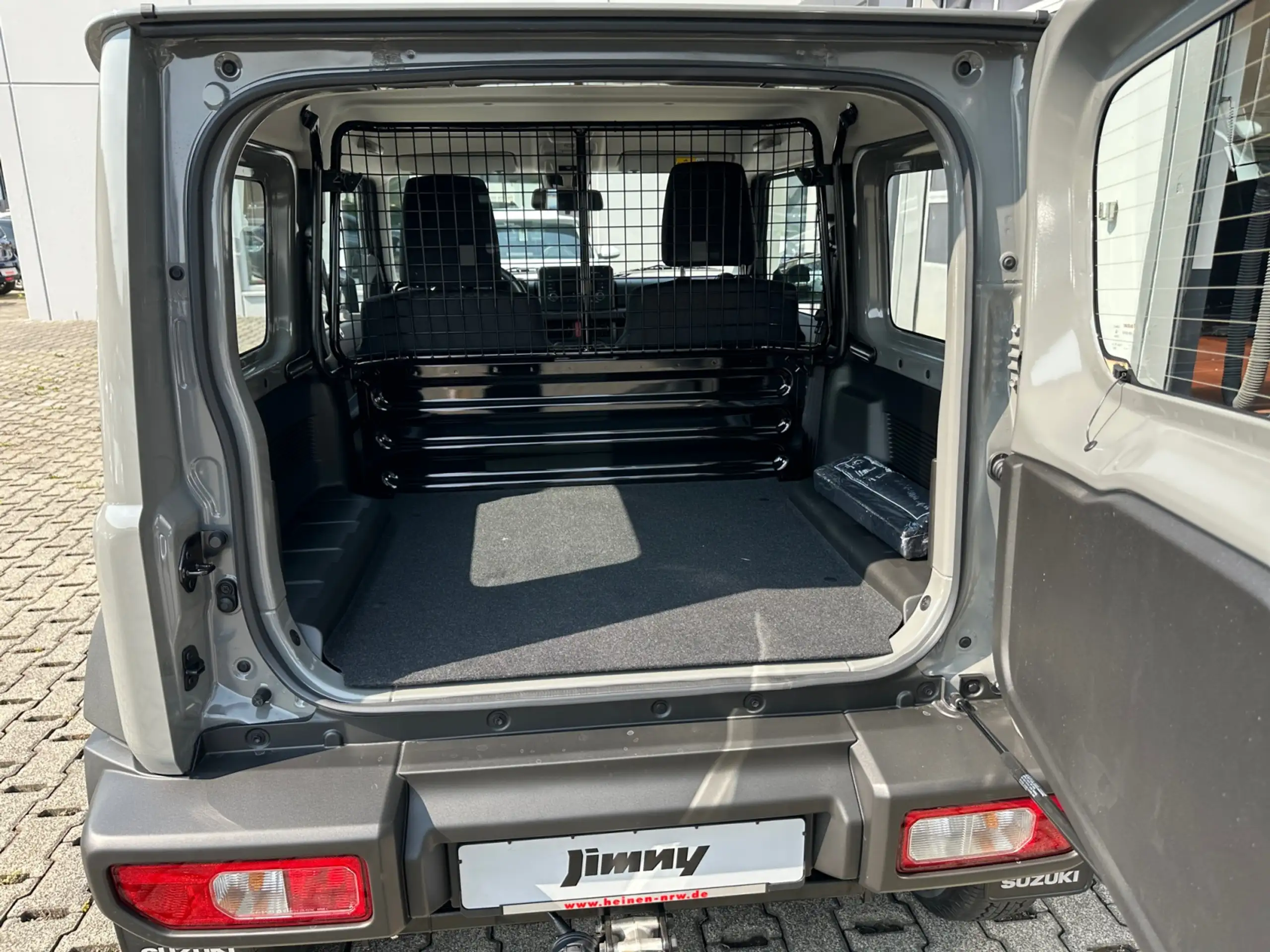 Suzuki - Jimny