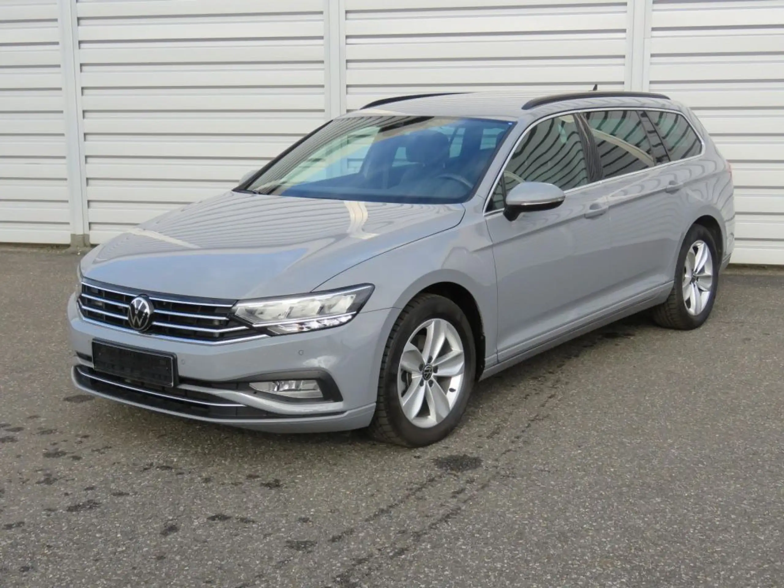 Volkswagen - Passat Variant