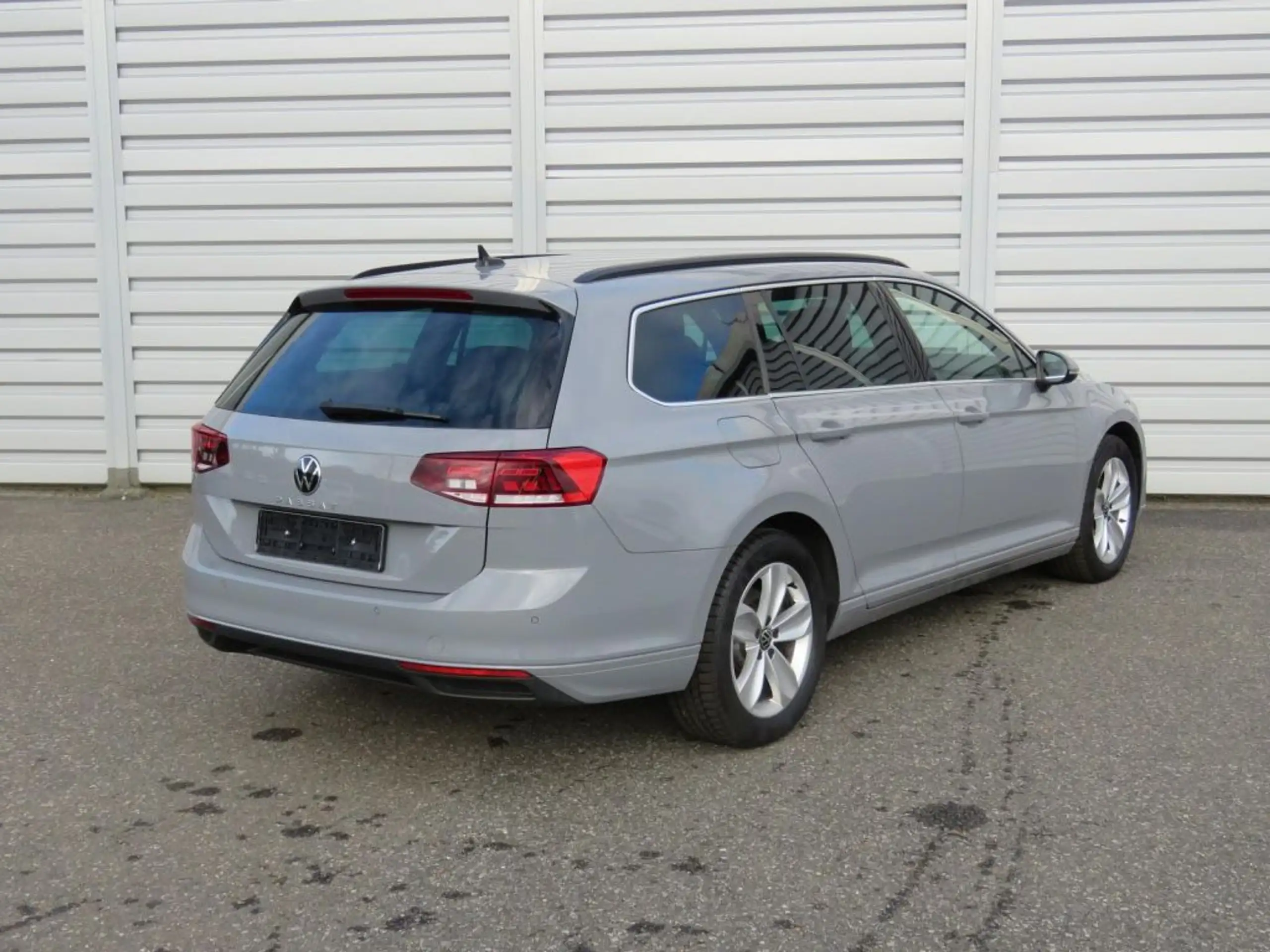 Volkswagen - Passat Variant