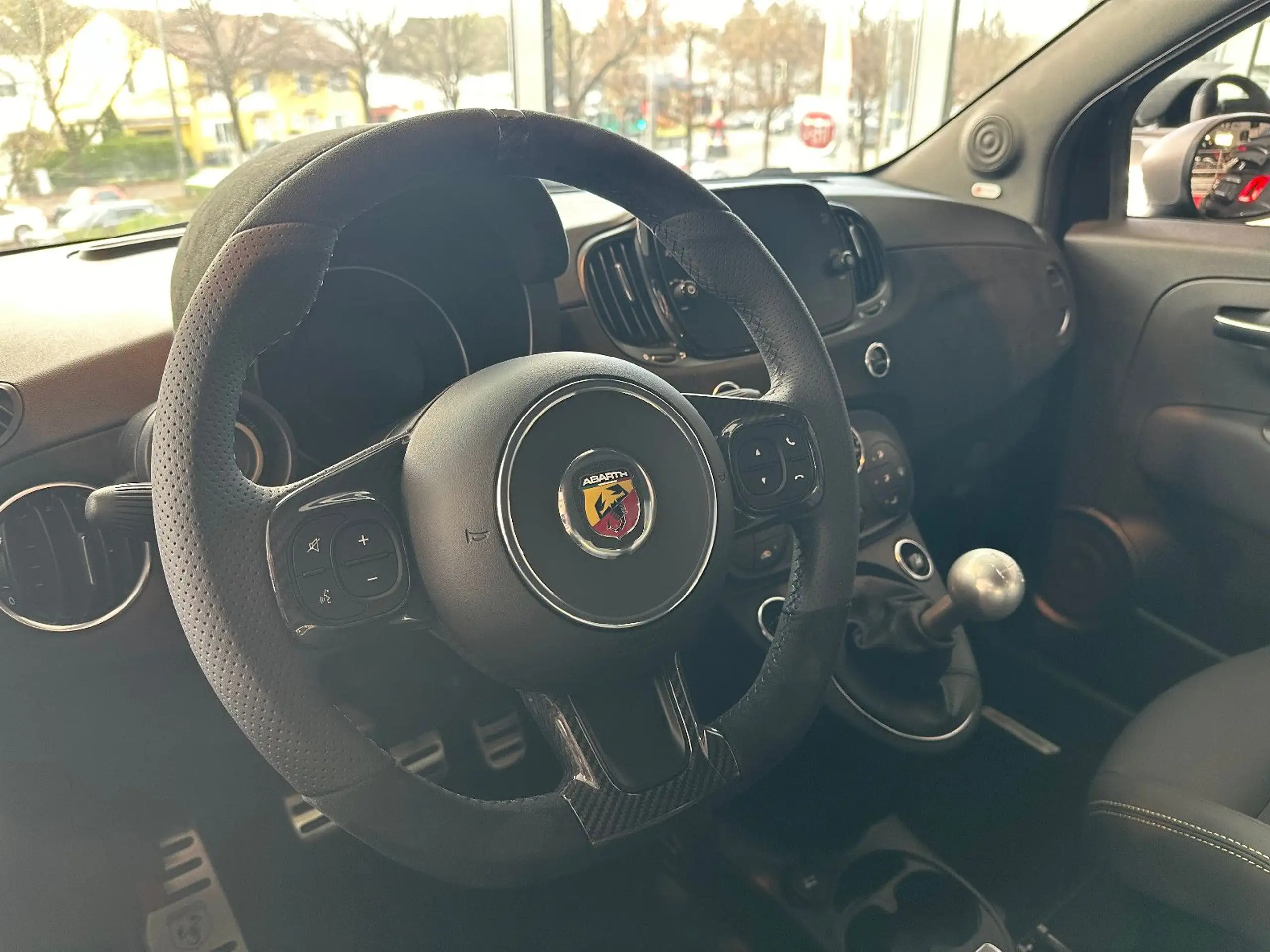 Abarth - 695