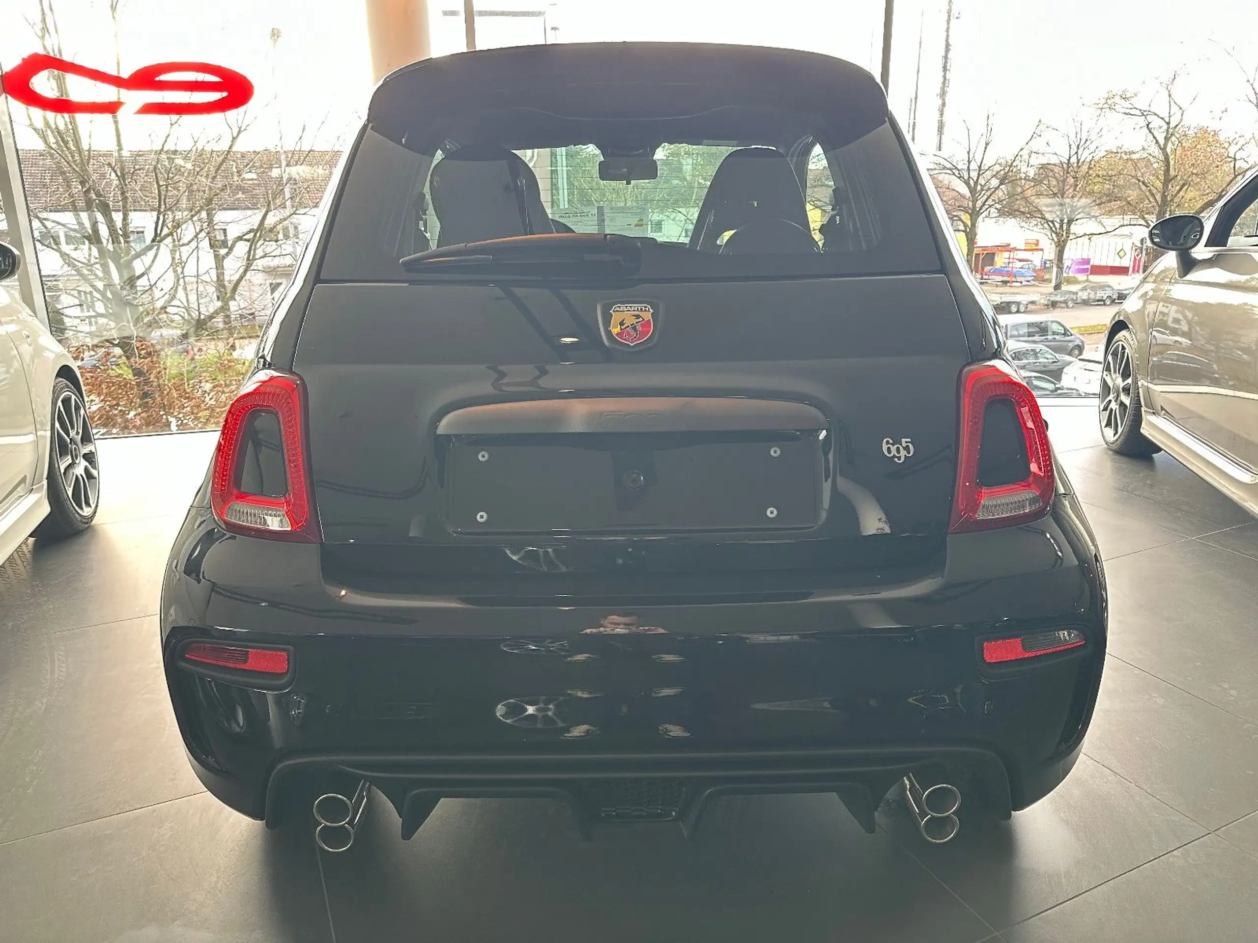 Abarth - 695