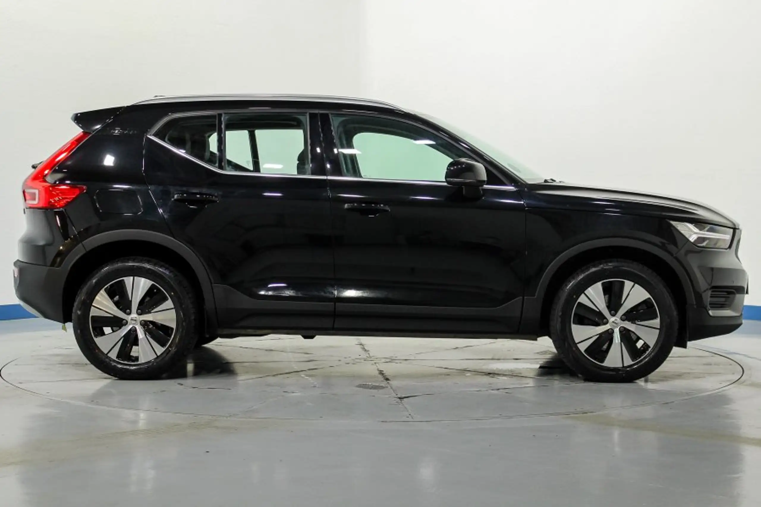 Volvo - XC40