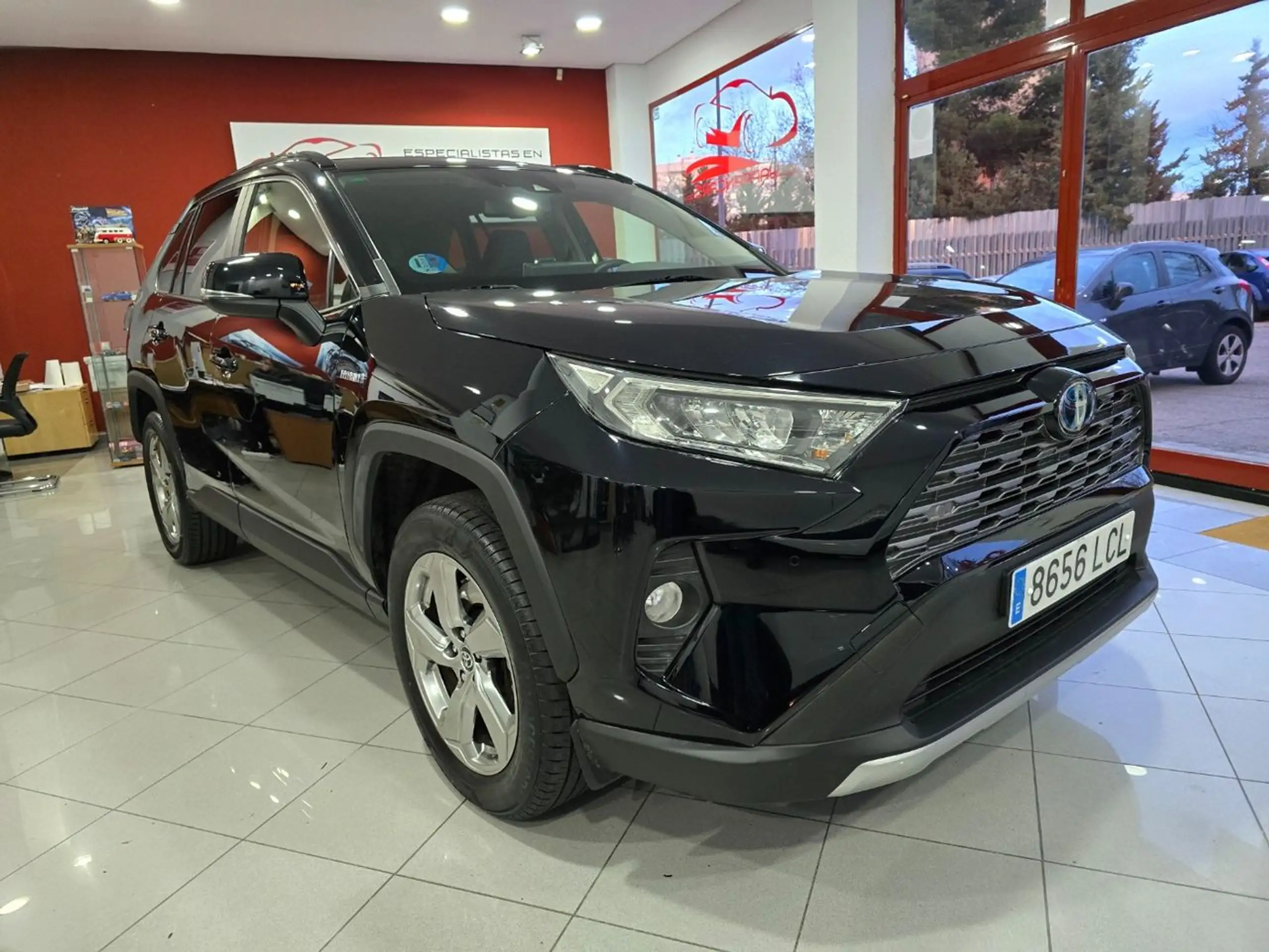 Toyota - RAV 4