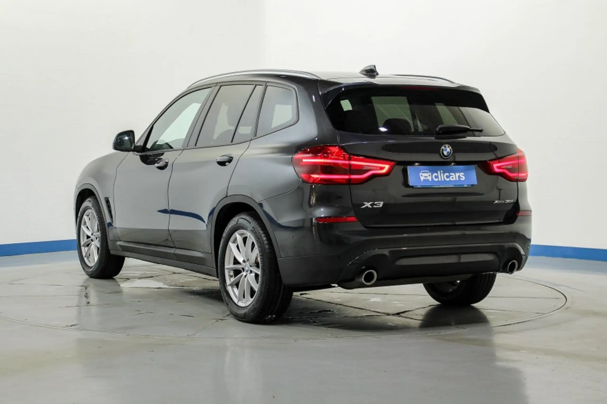 BMW - X3