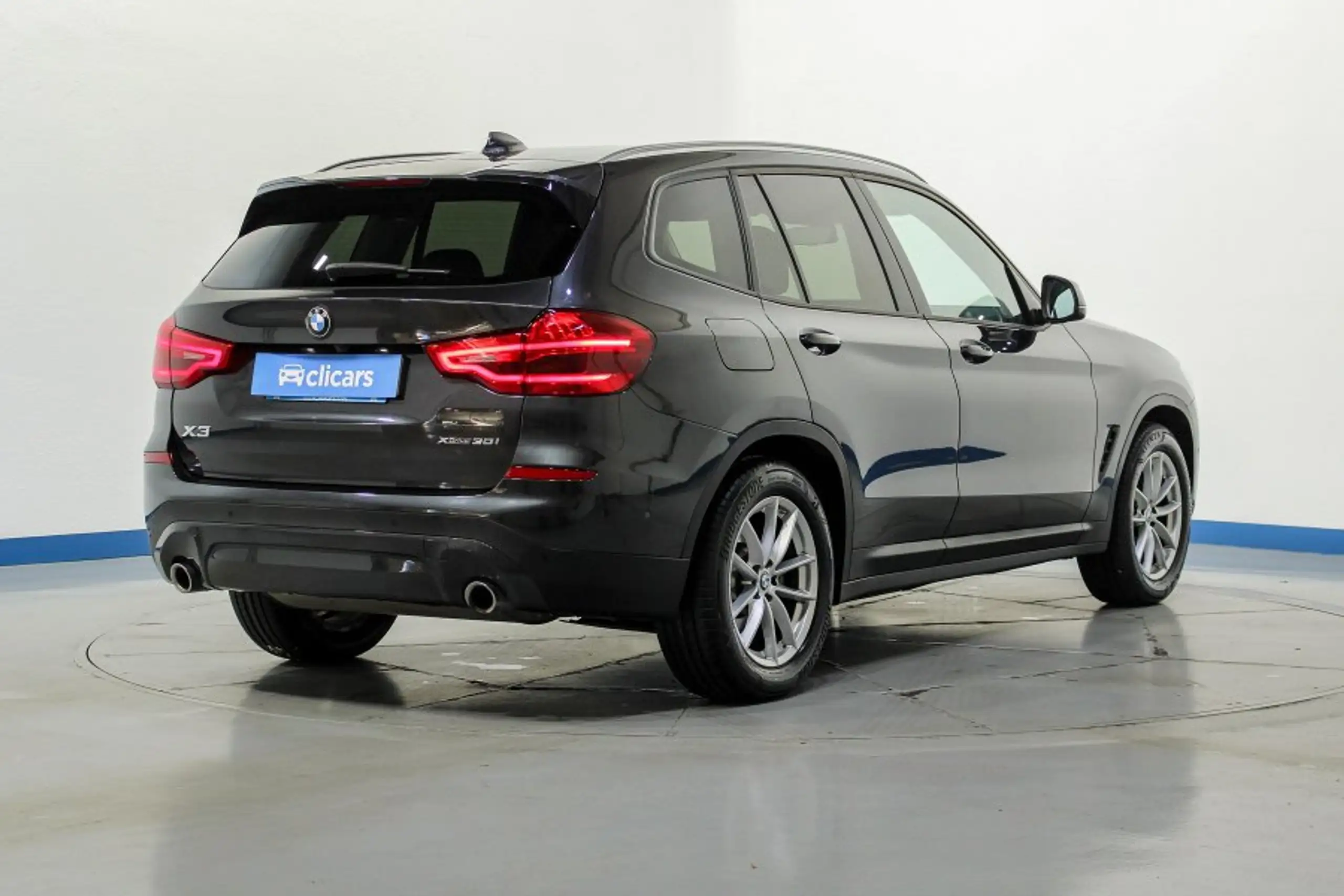 BMW - X3