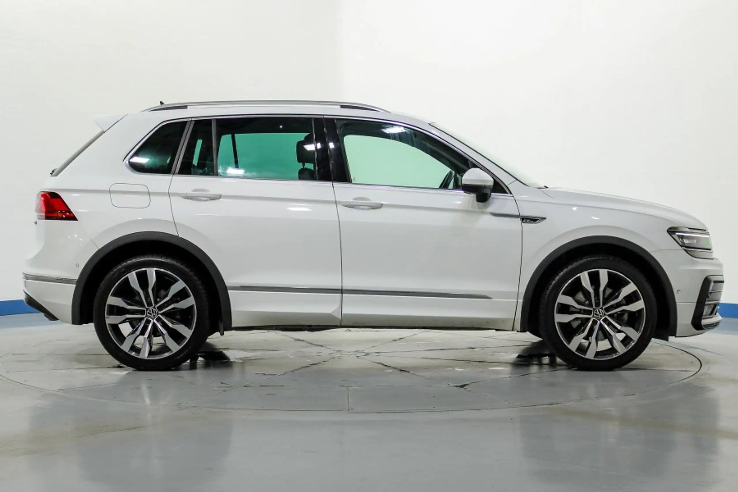 Volkswagen - Tiguan