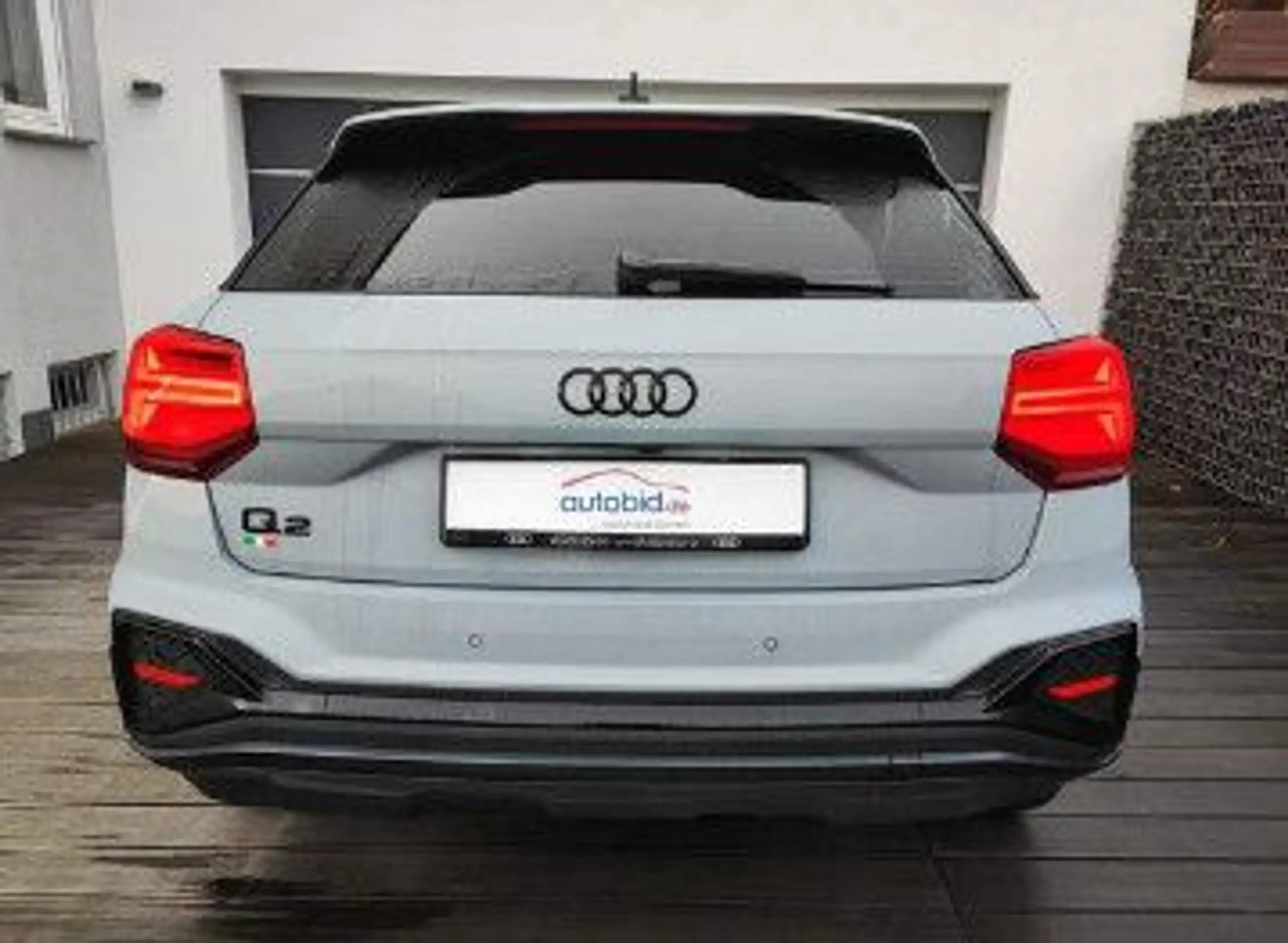 Audi - Q2