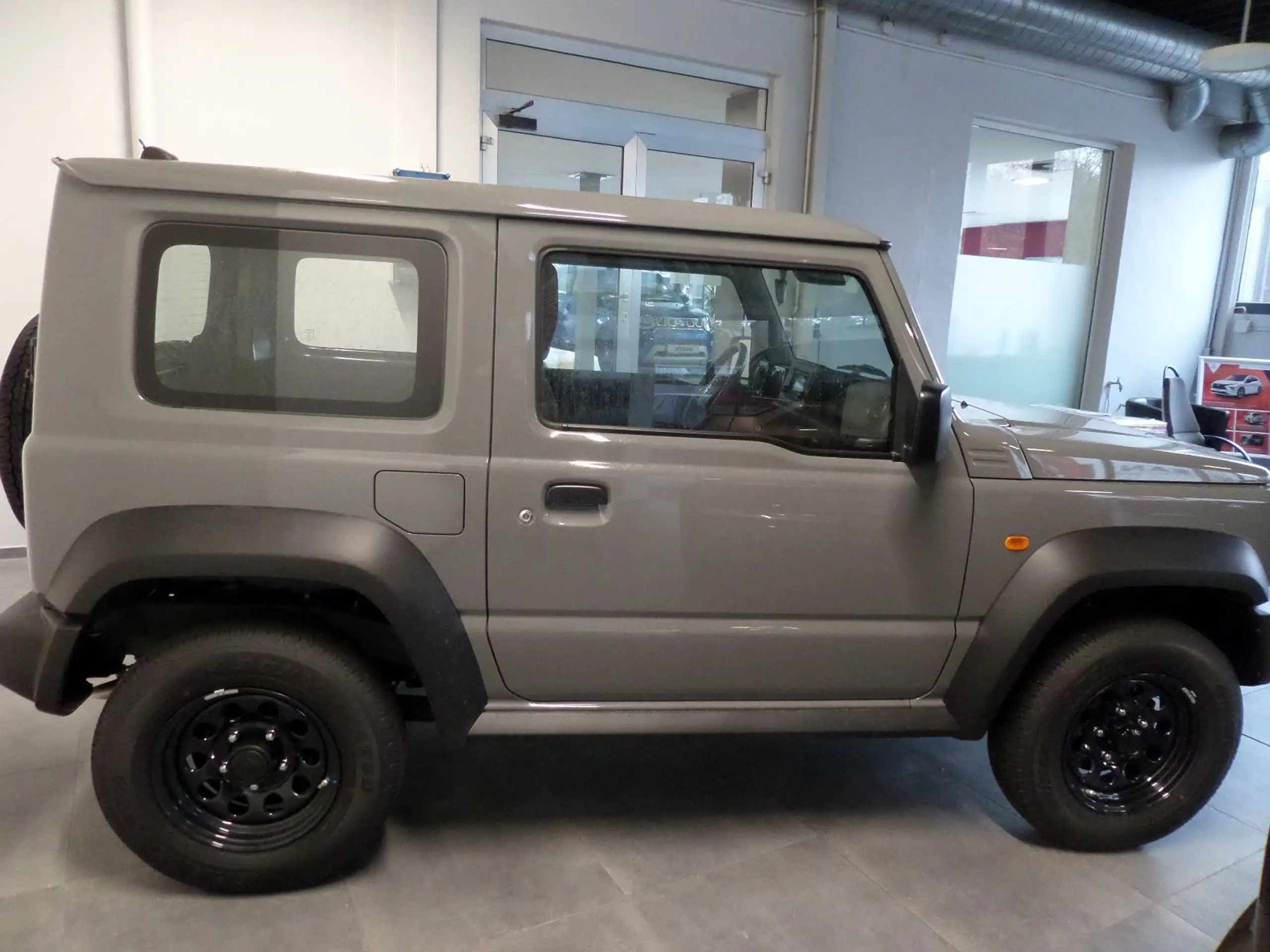 Suzuki - Jimny