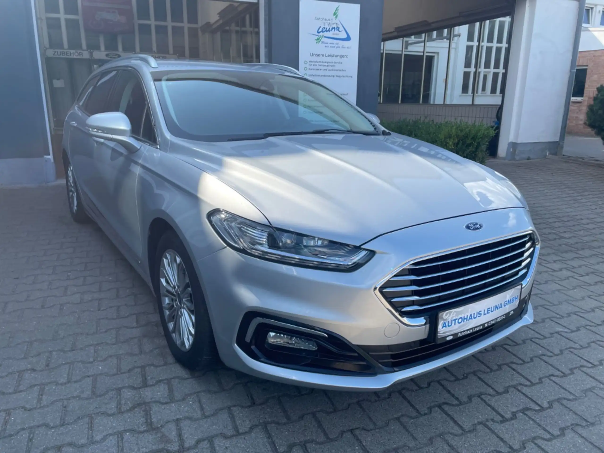 Ford - Mondeo