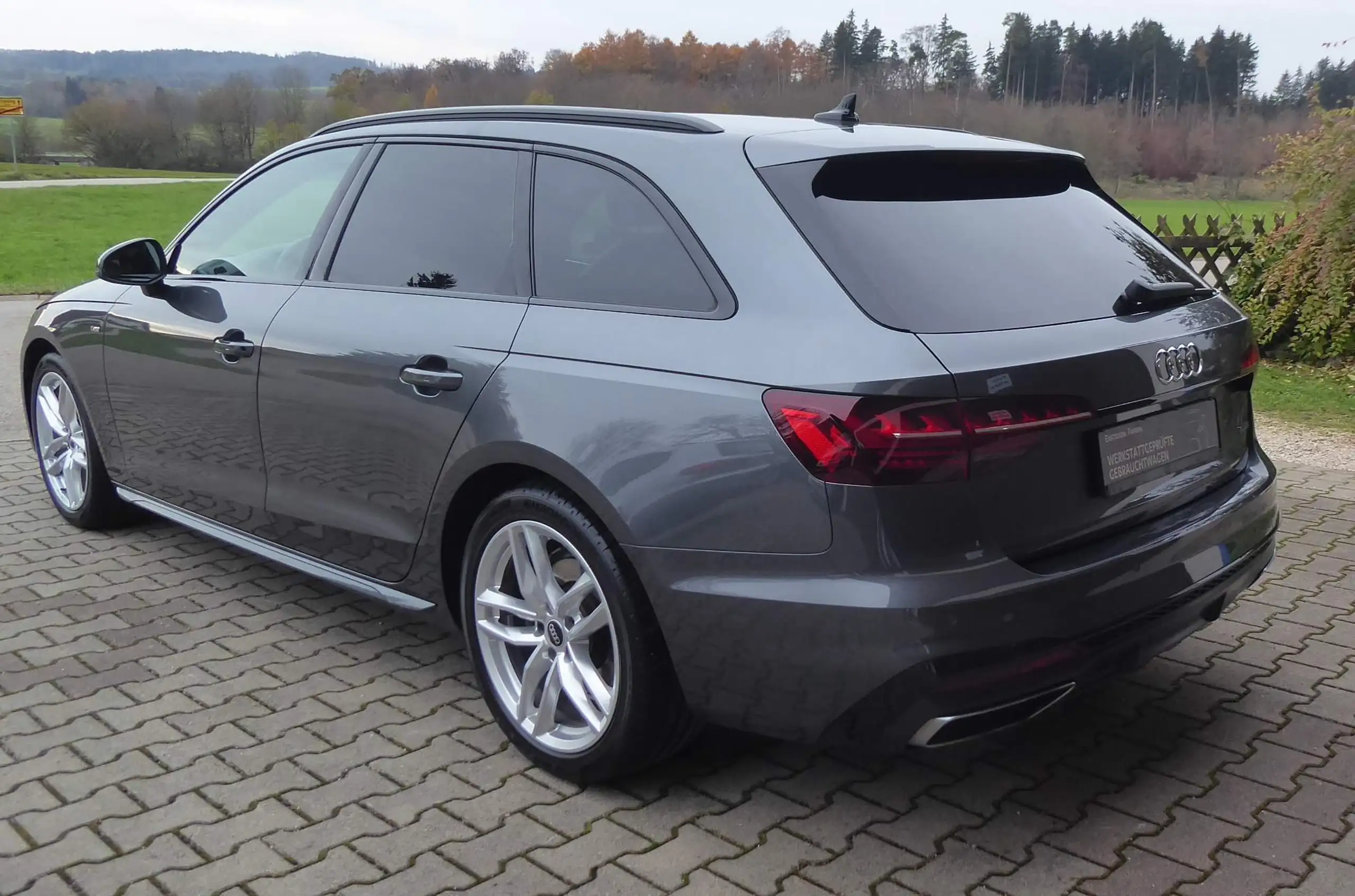 Audi - A4