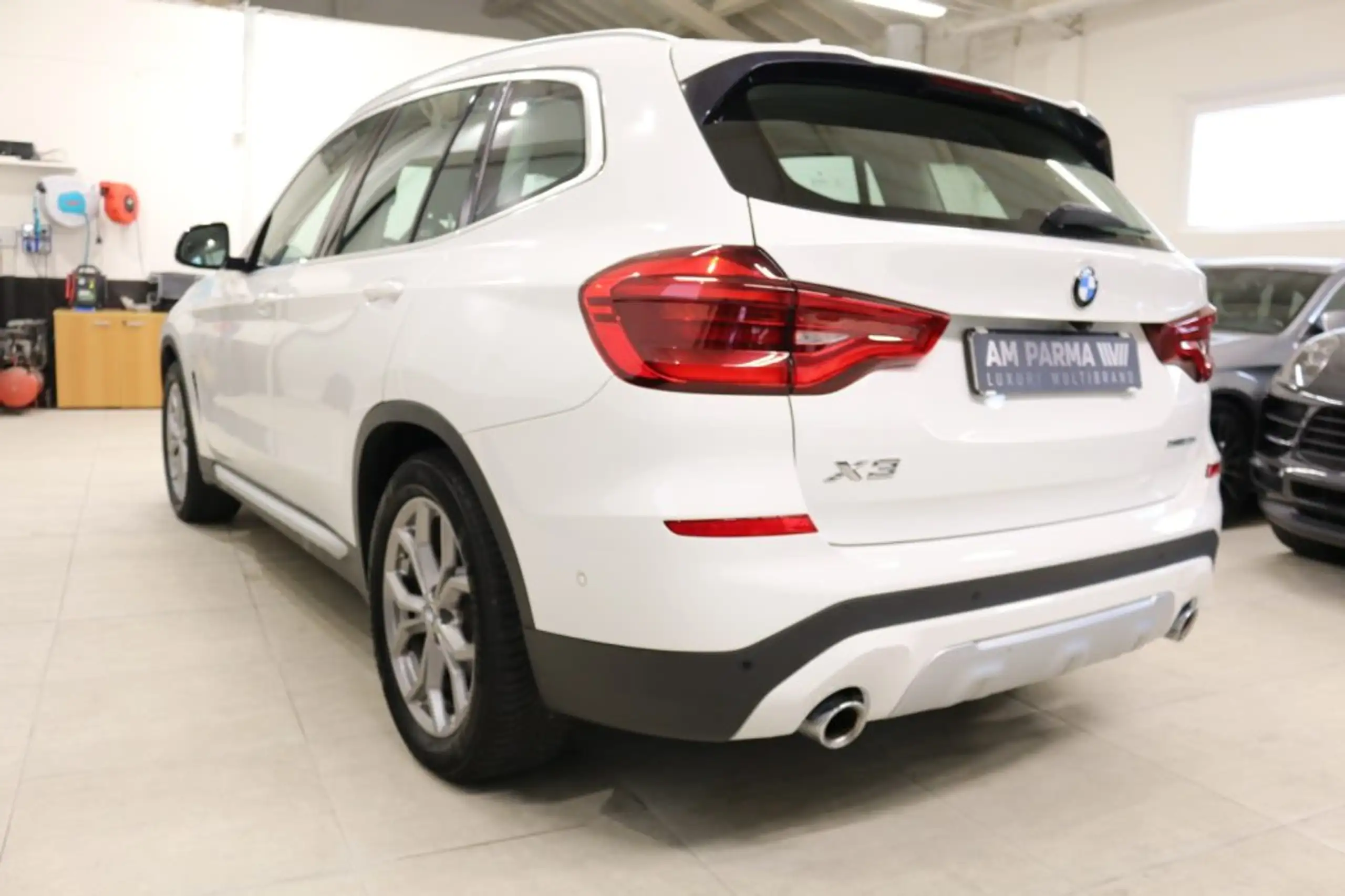 BMW - X3