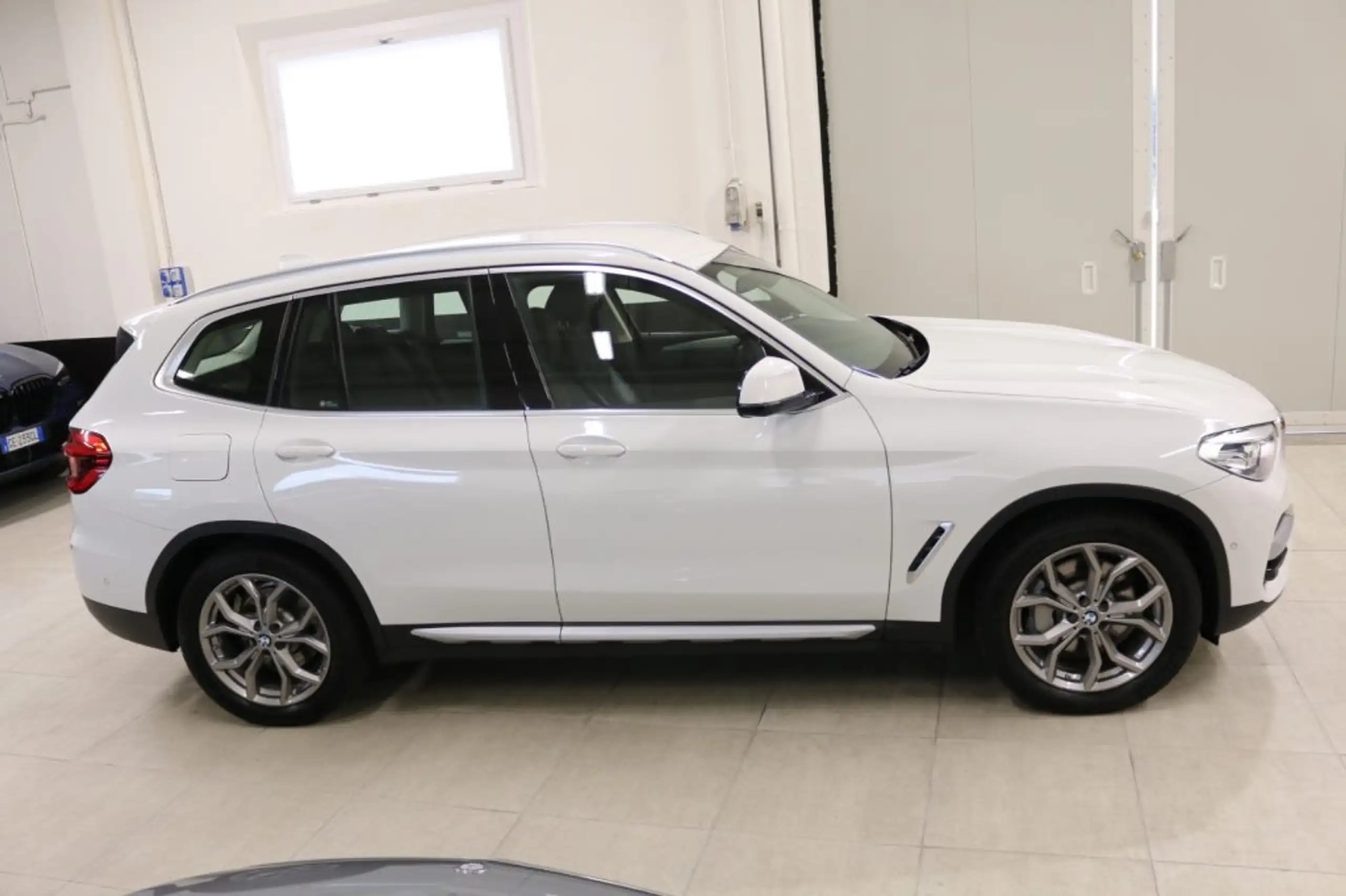 BMW - X3