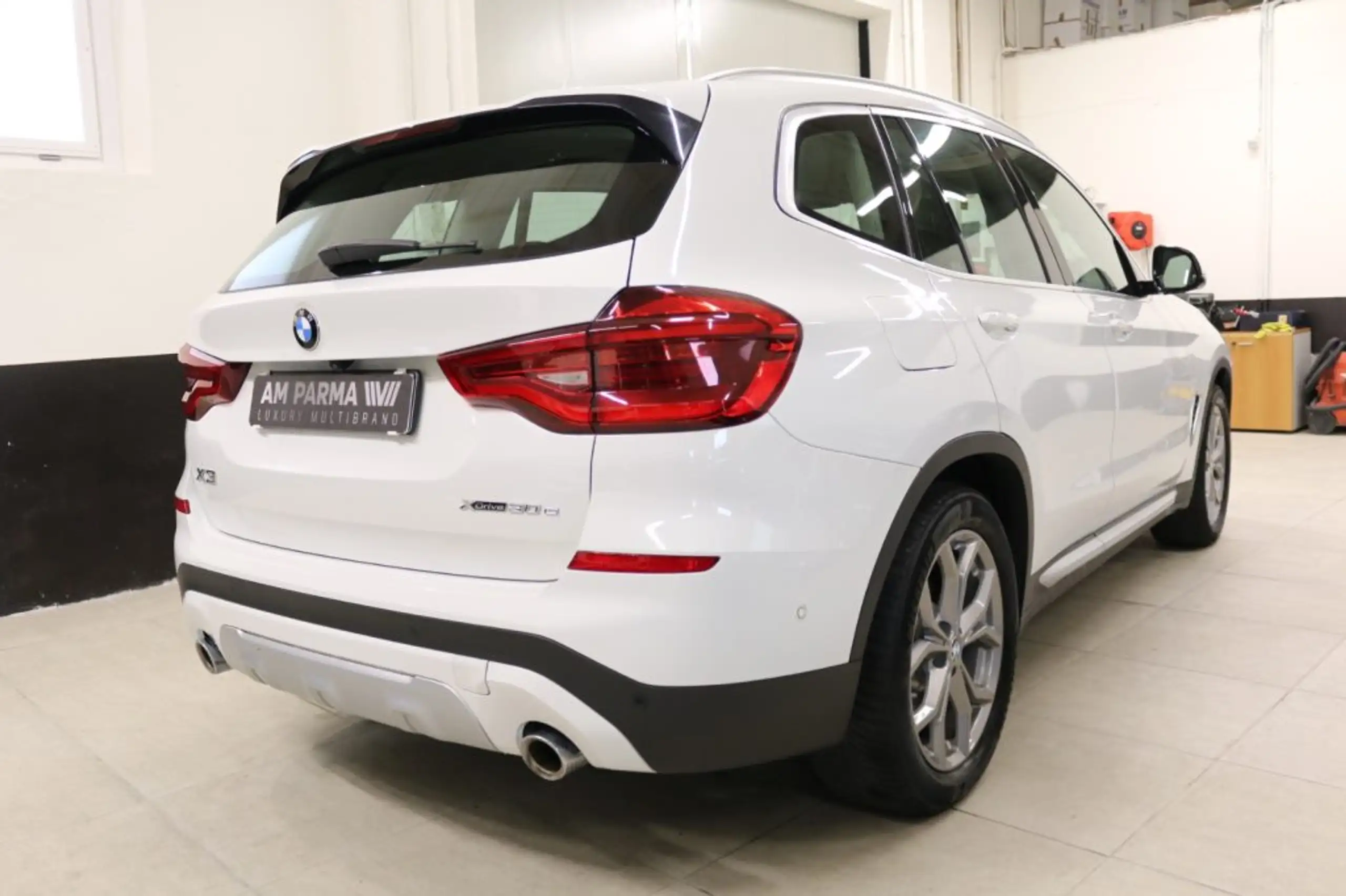 BMW - X3