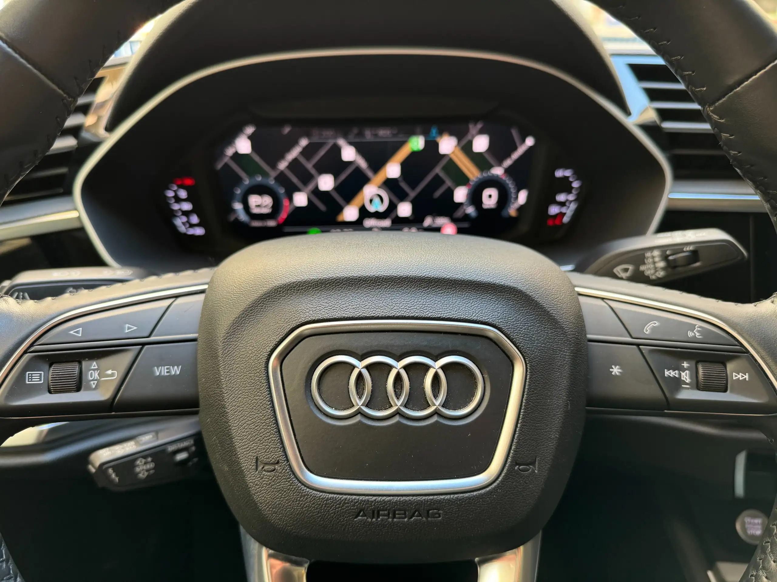 Audi - Q3