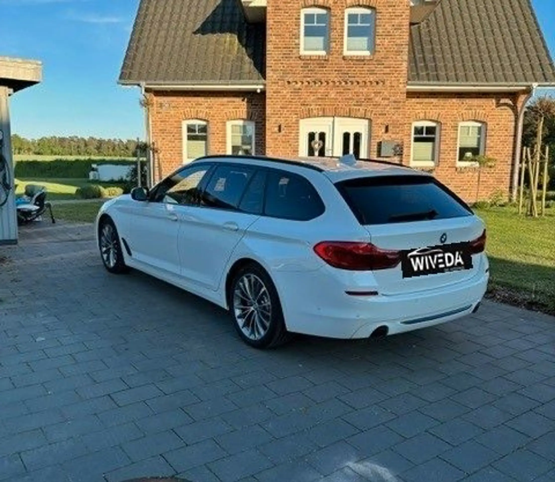 BMW - 520