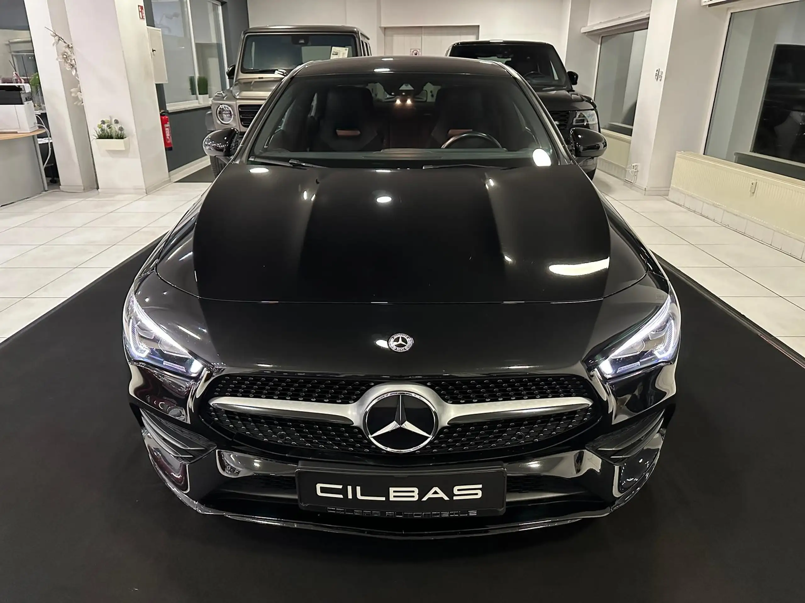 Mercedes-Benz - CLA 180