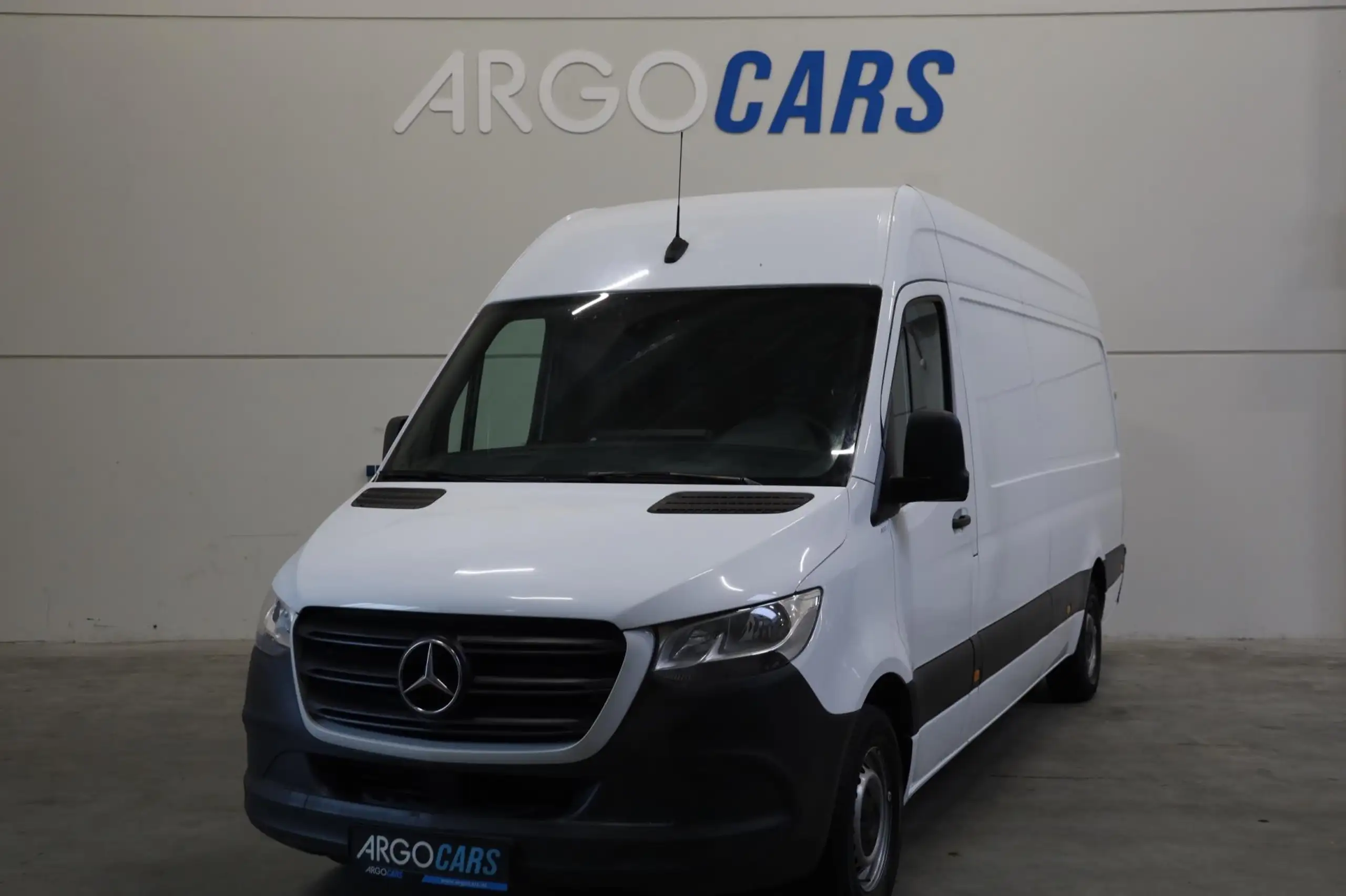 Mercedes-Benz - Sprinter