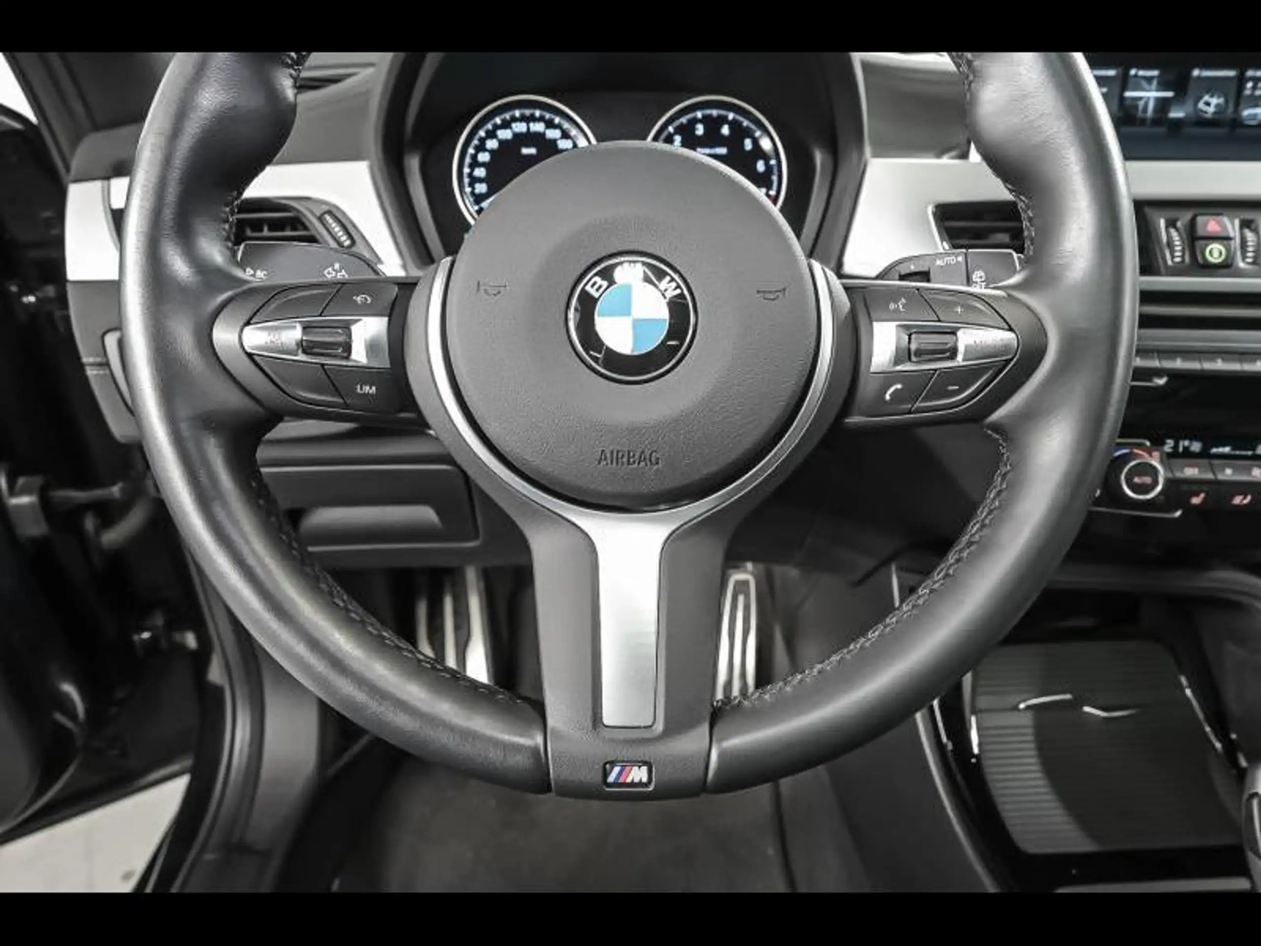 BMW - X2