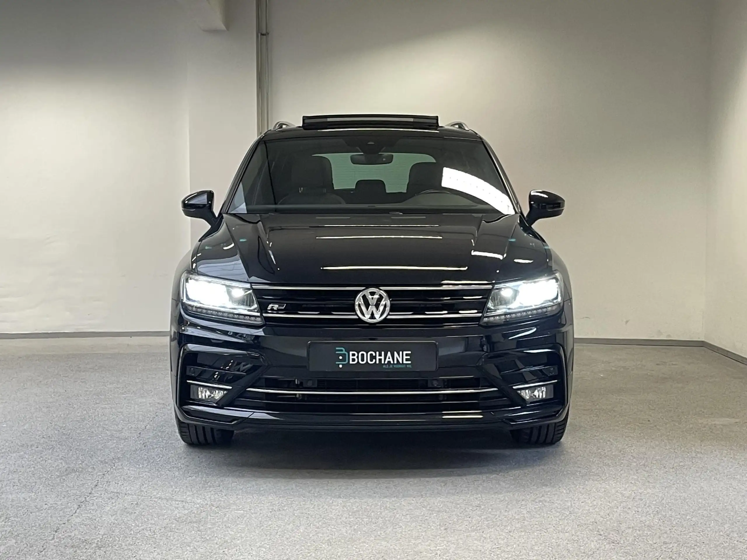 Volkswagen - Tiguan