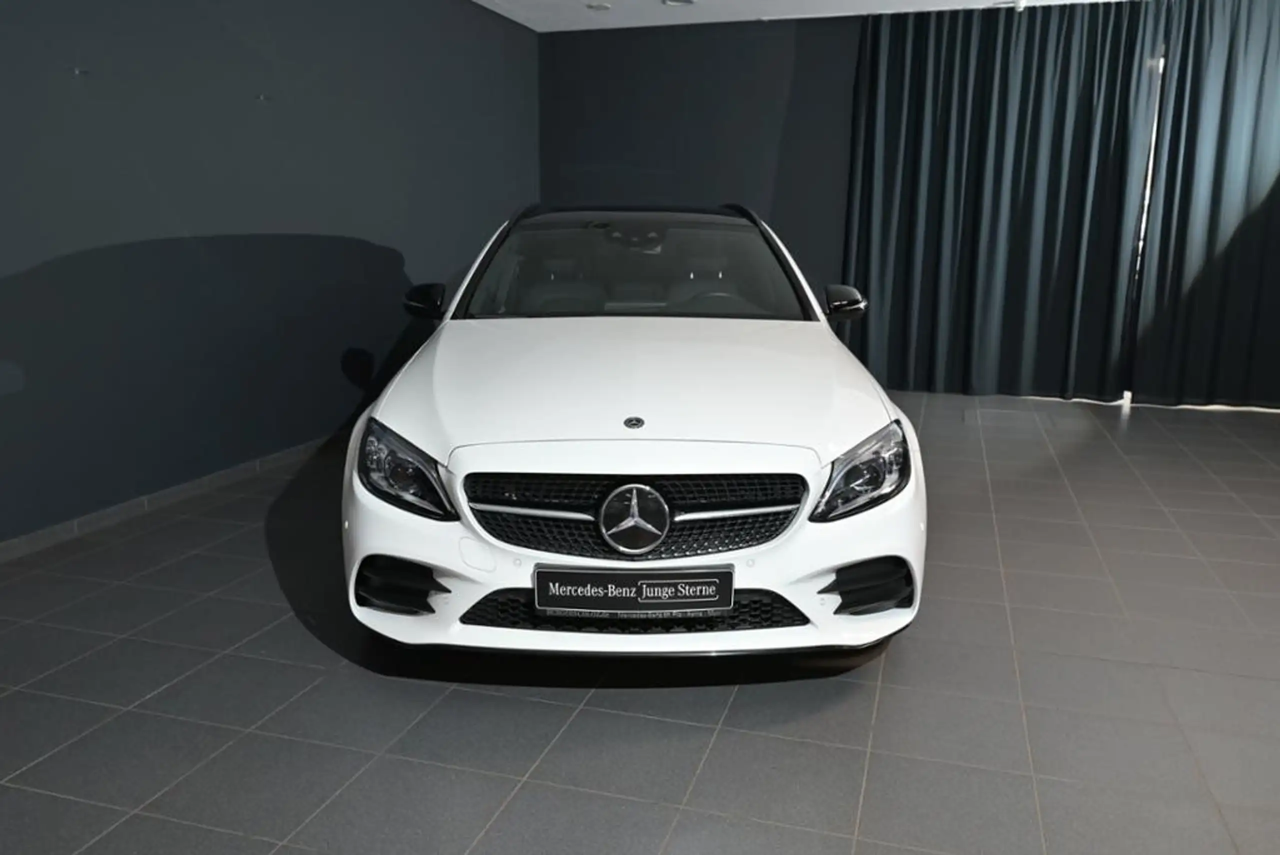 Mercedes-Benz - C 300