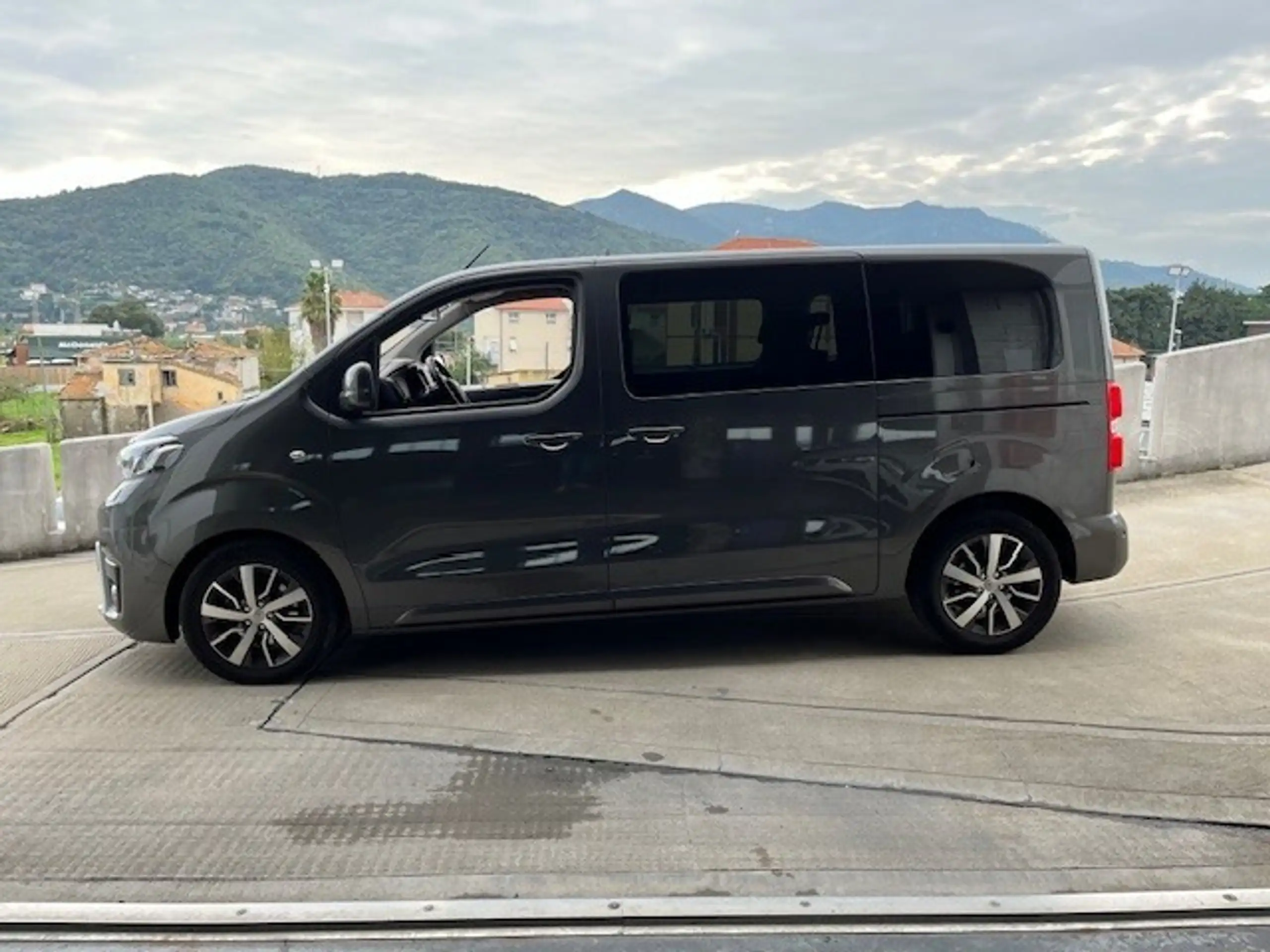 Toyota - Proace