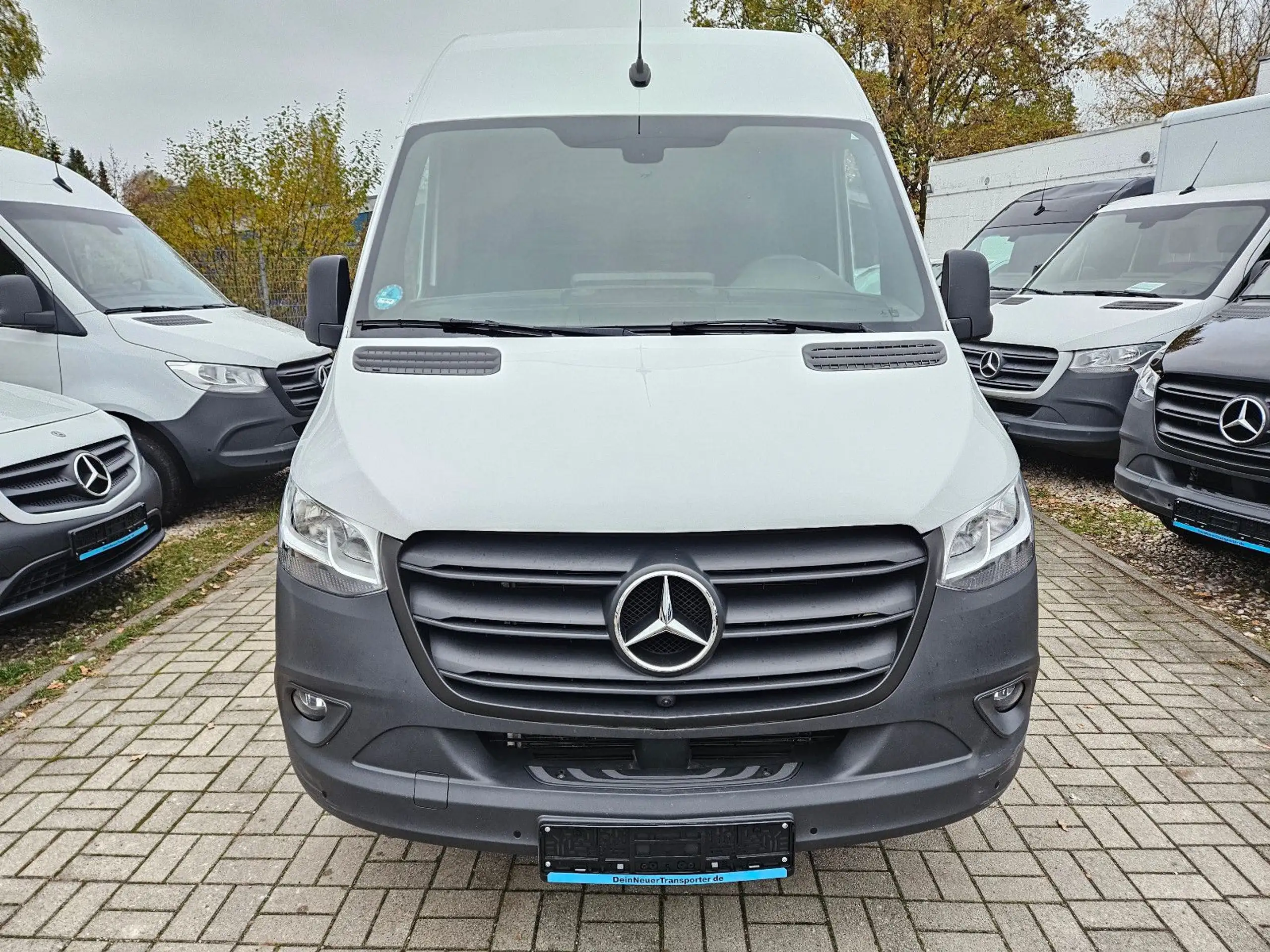 Mercedes-Benz - Sprinter