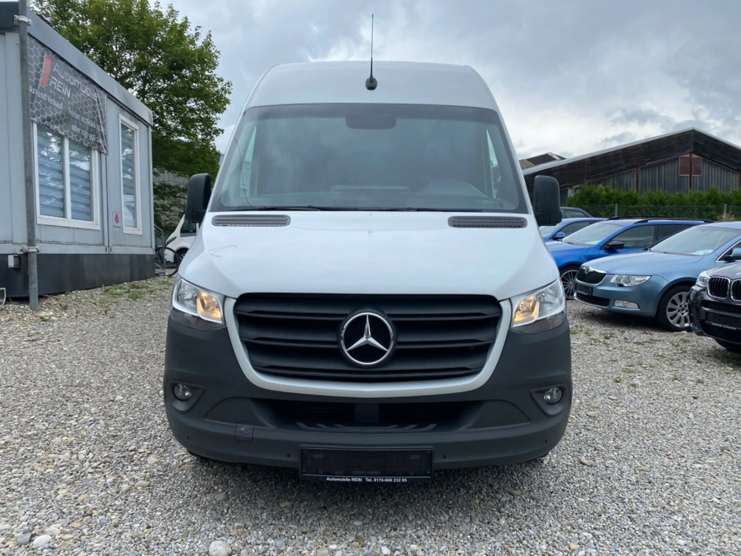 Mercedes-Benz - Sprinter