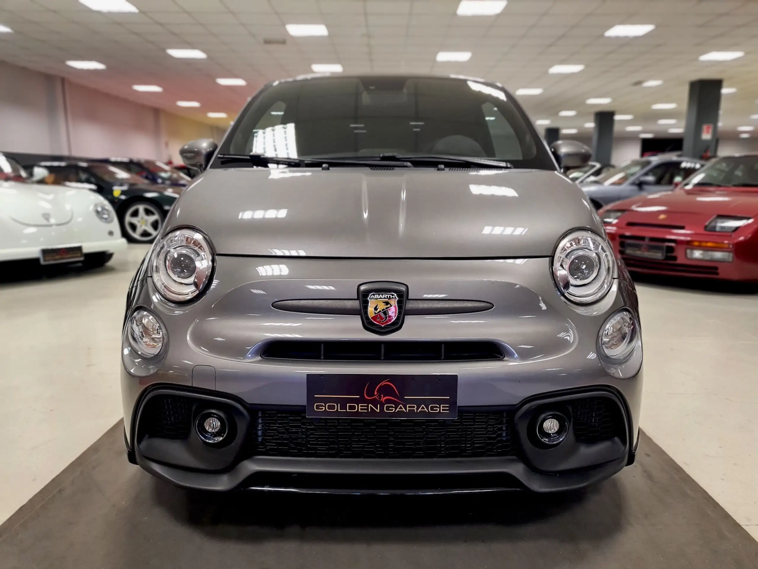 Abarth - 695