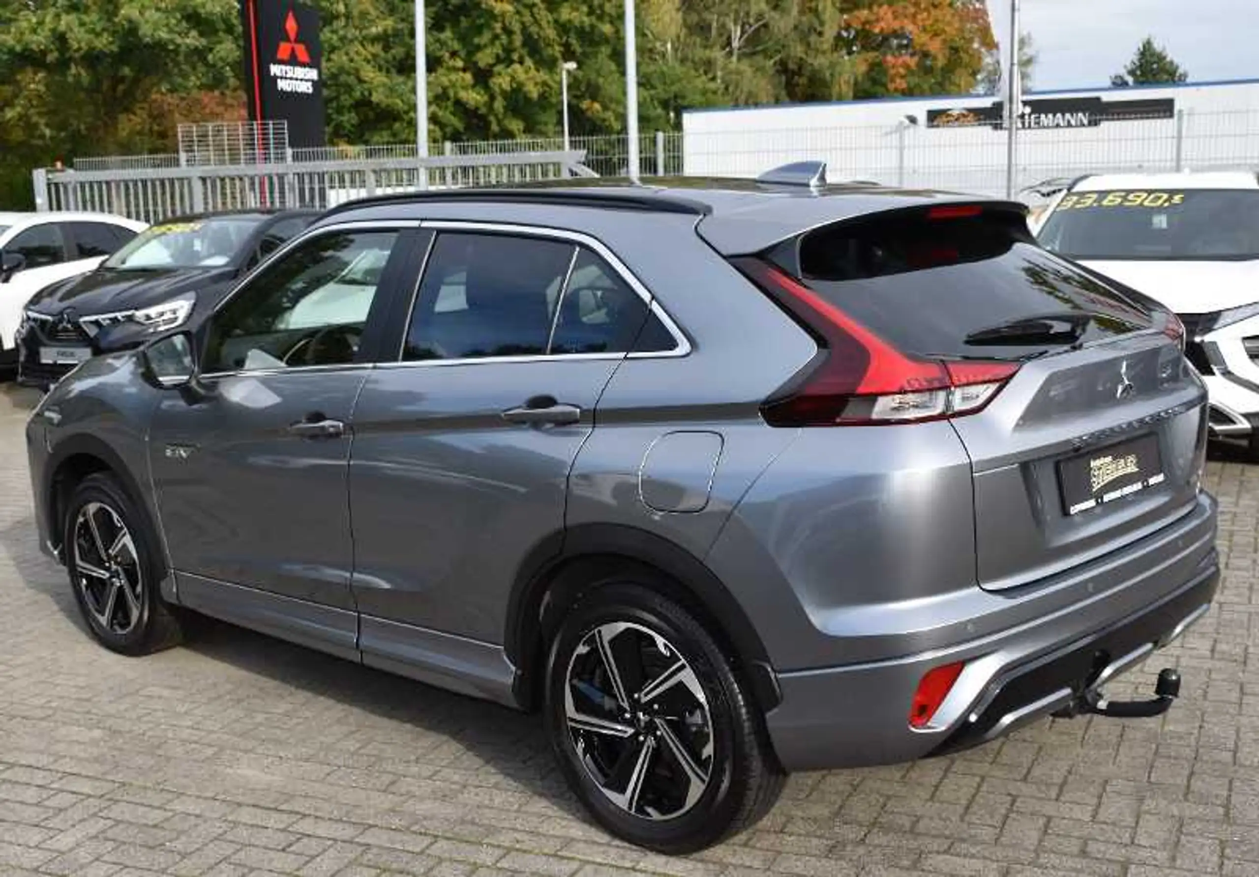 Mitsubishi - Eclipse Cross