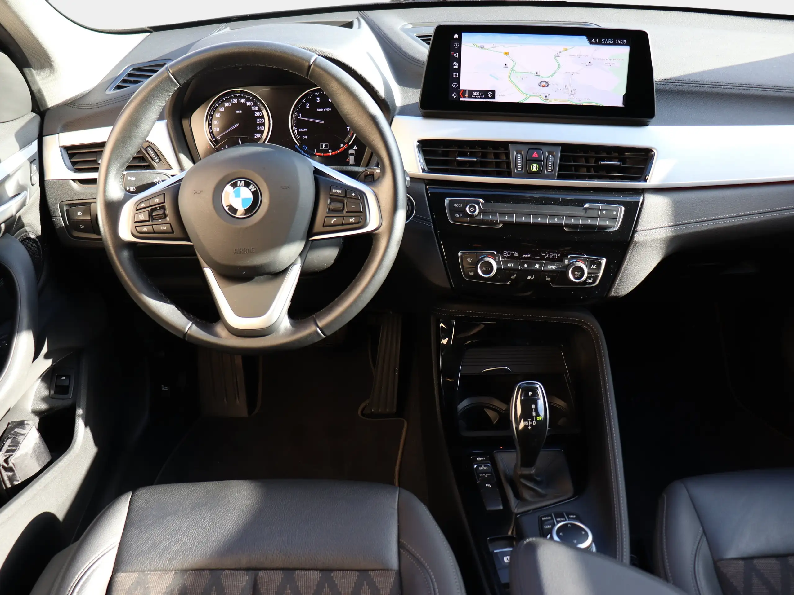 BMW - X1