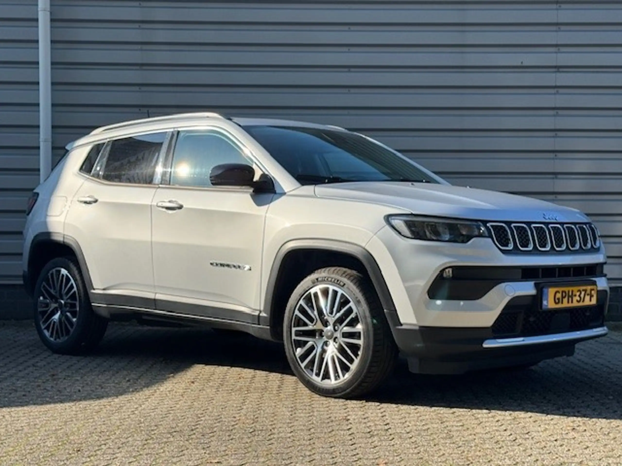 Jeep - Compass